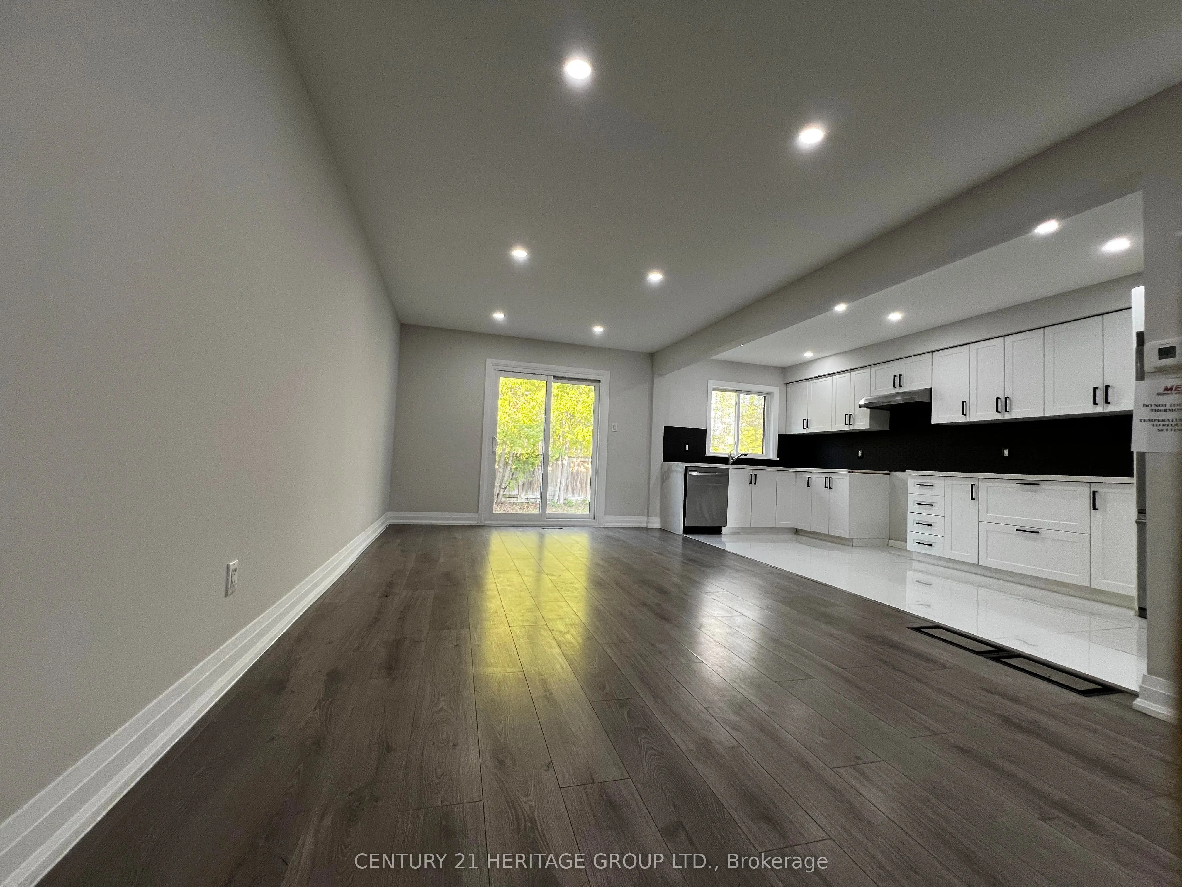 1133 Trowbridge Court