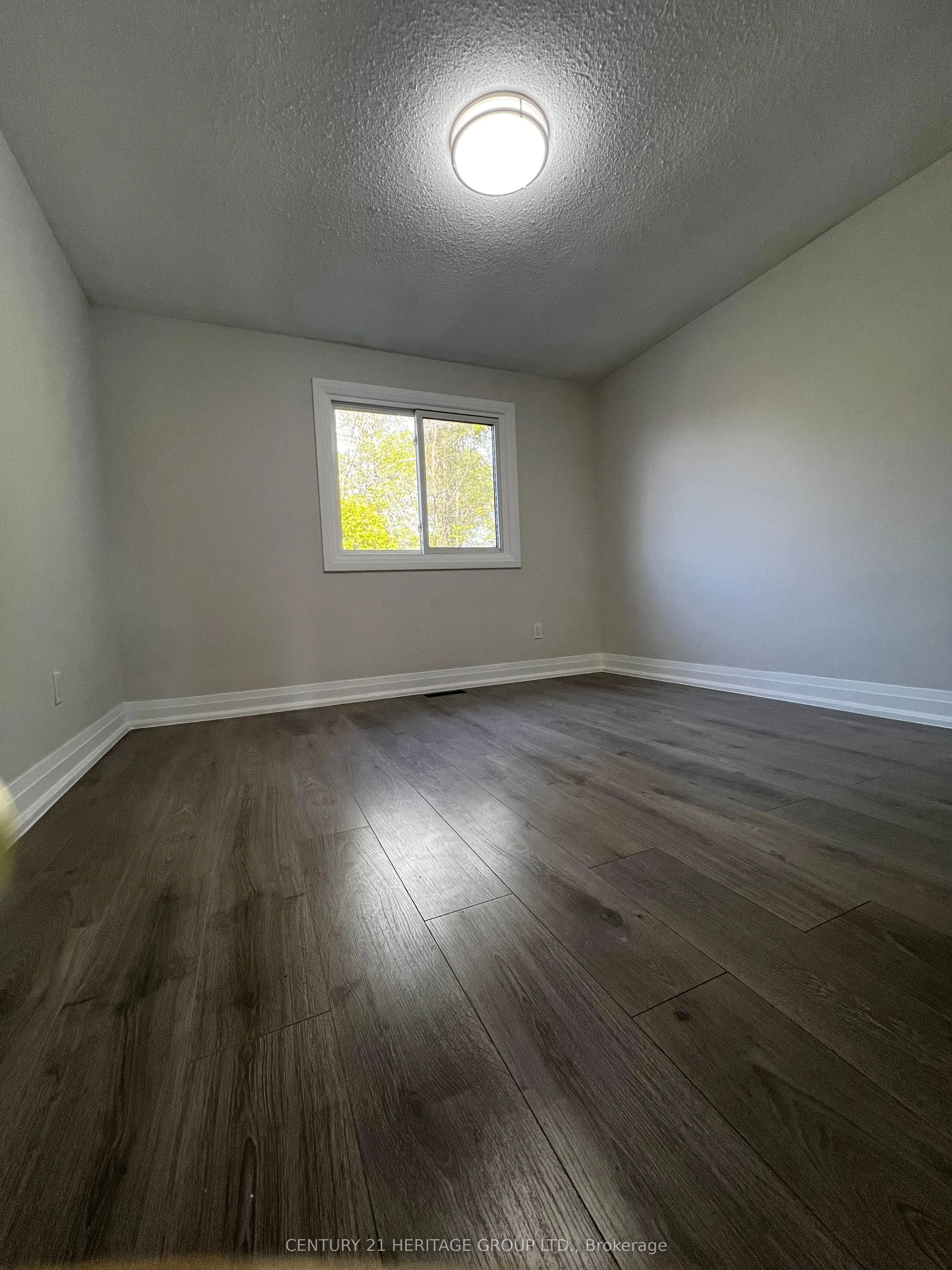 1133 Trowbridge Court