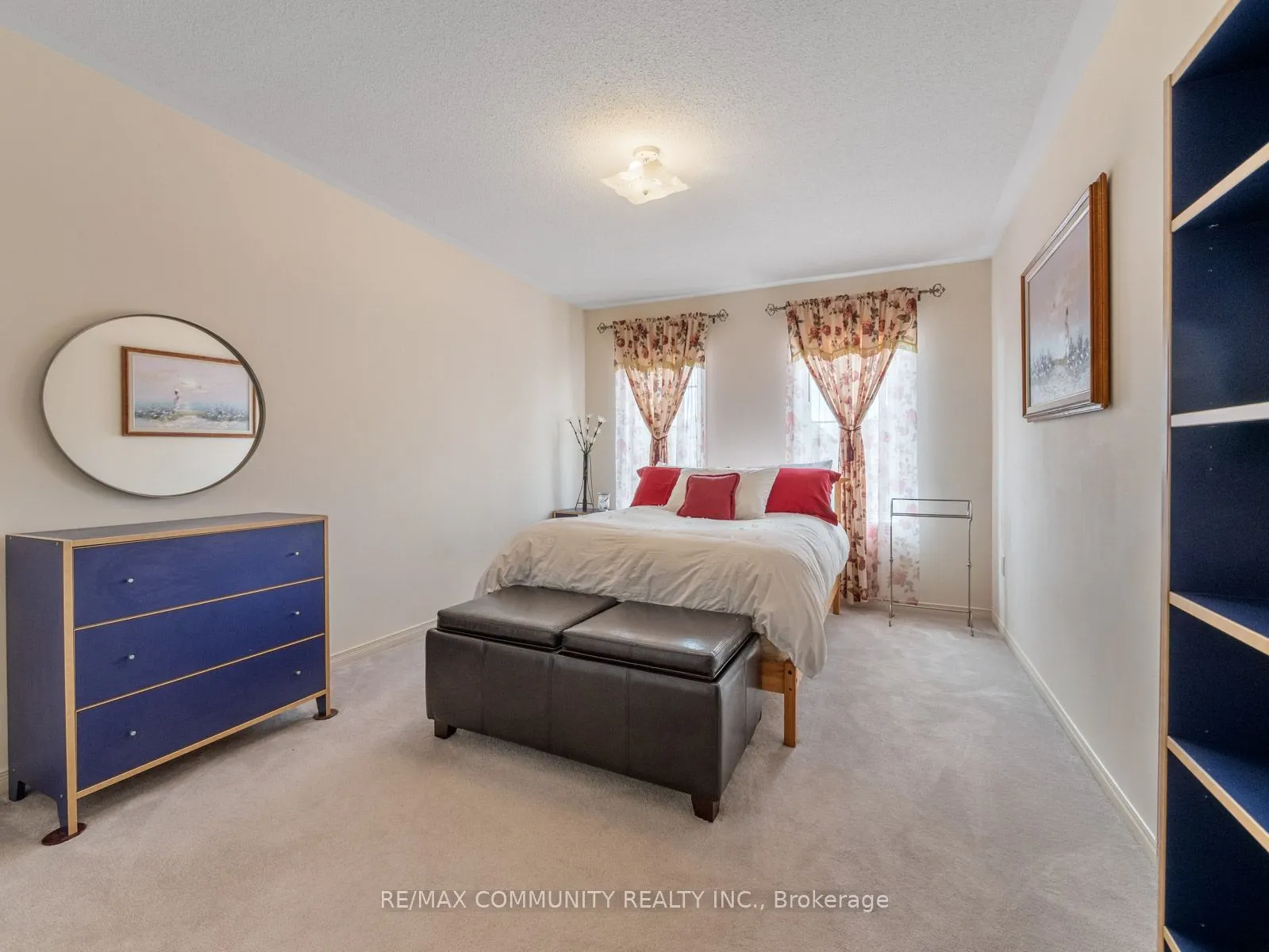 54 Morland Crescent
