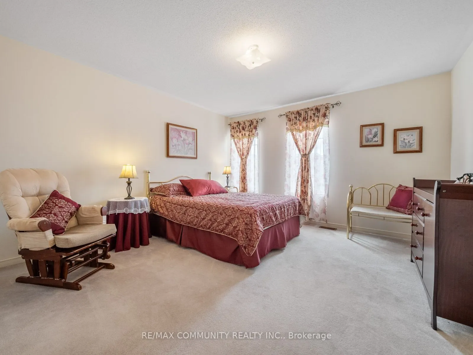 54 Morland Crescent