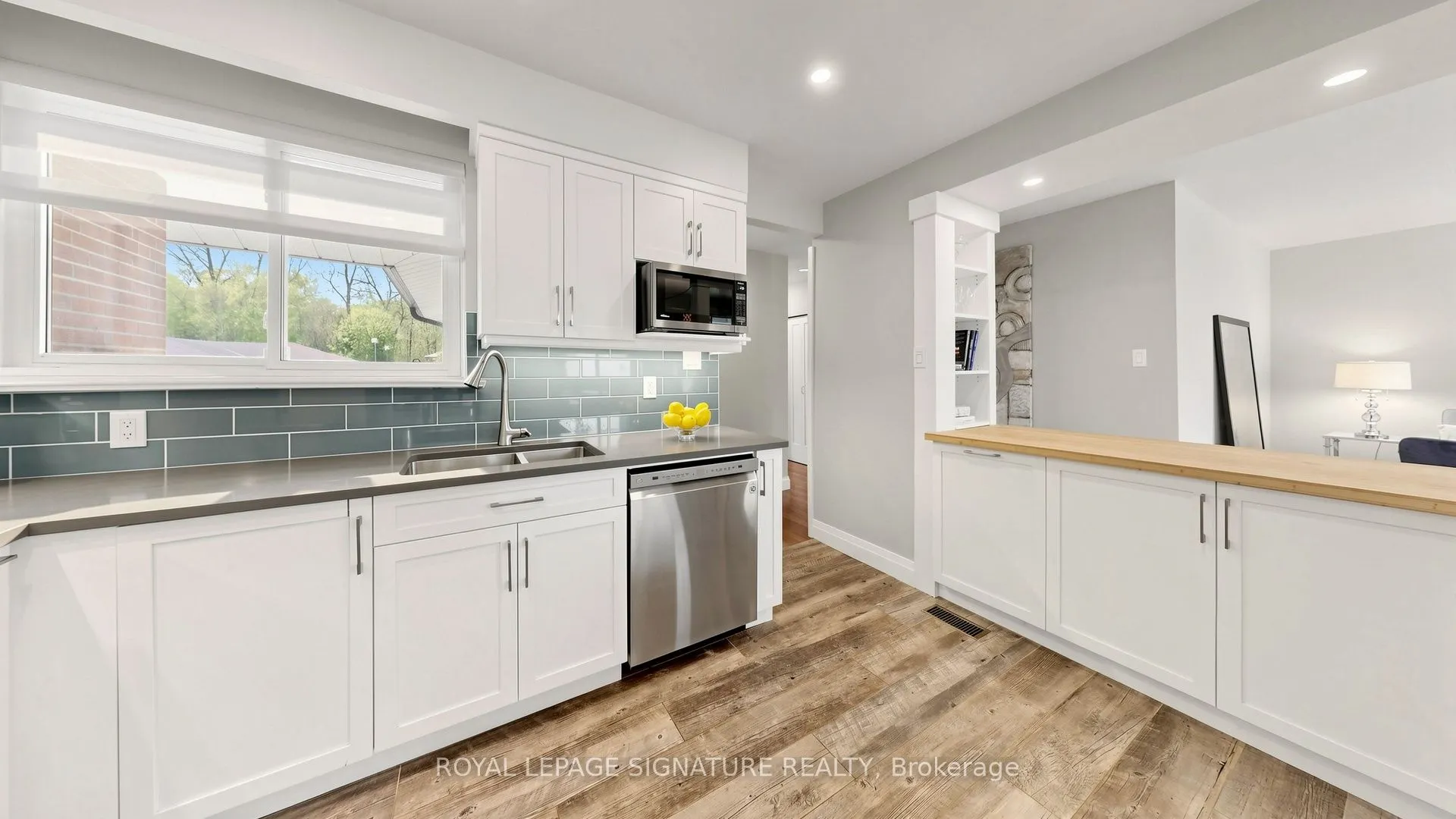 59 Woodgarden Crescent