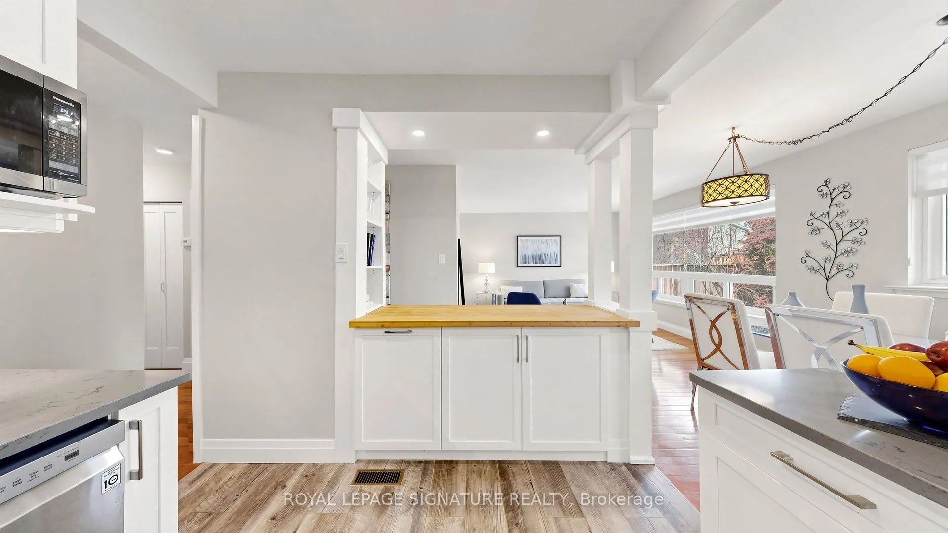 59 Woodgarden Crescent