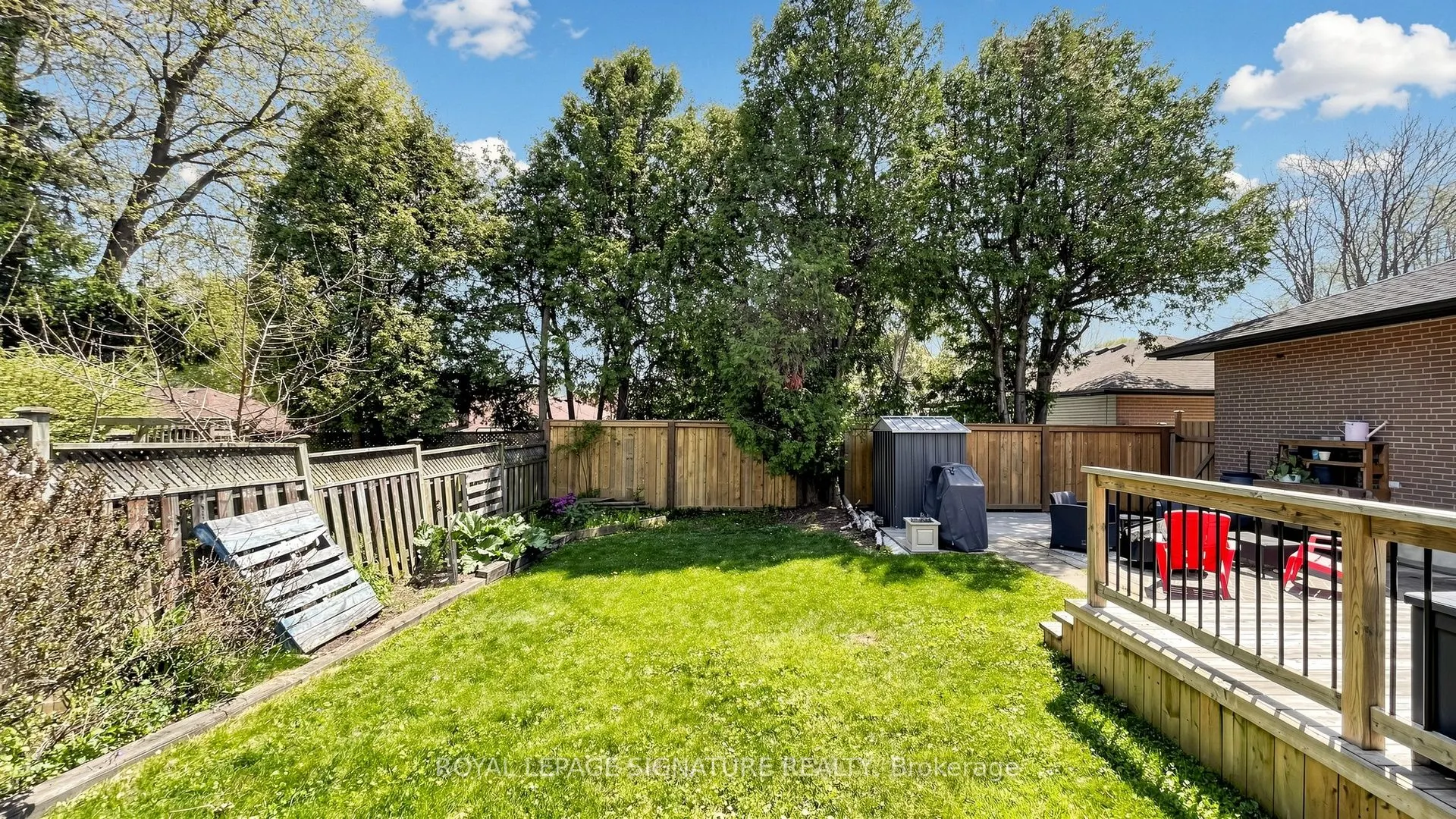 59 Woodgarden Crescent