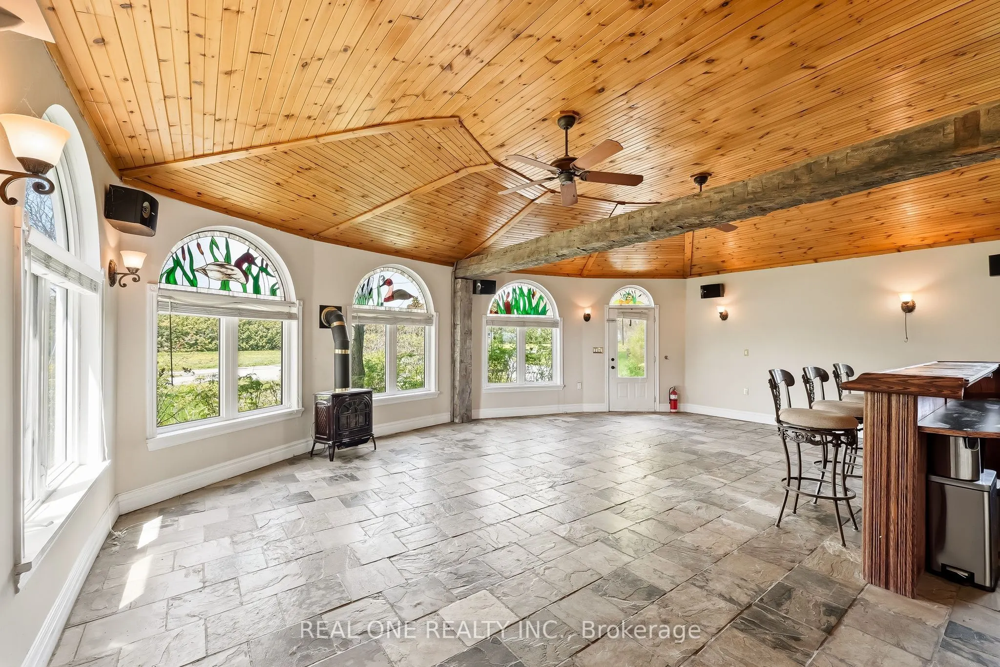 2614 Head Road