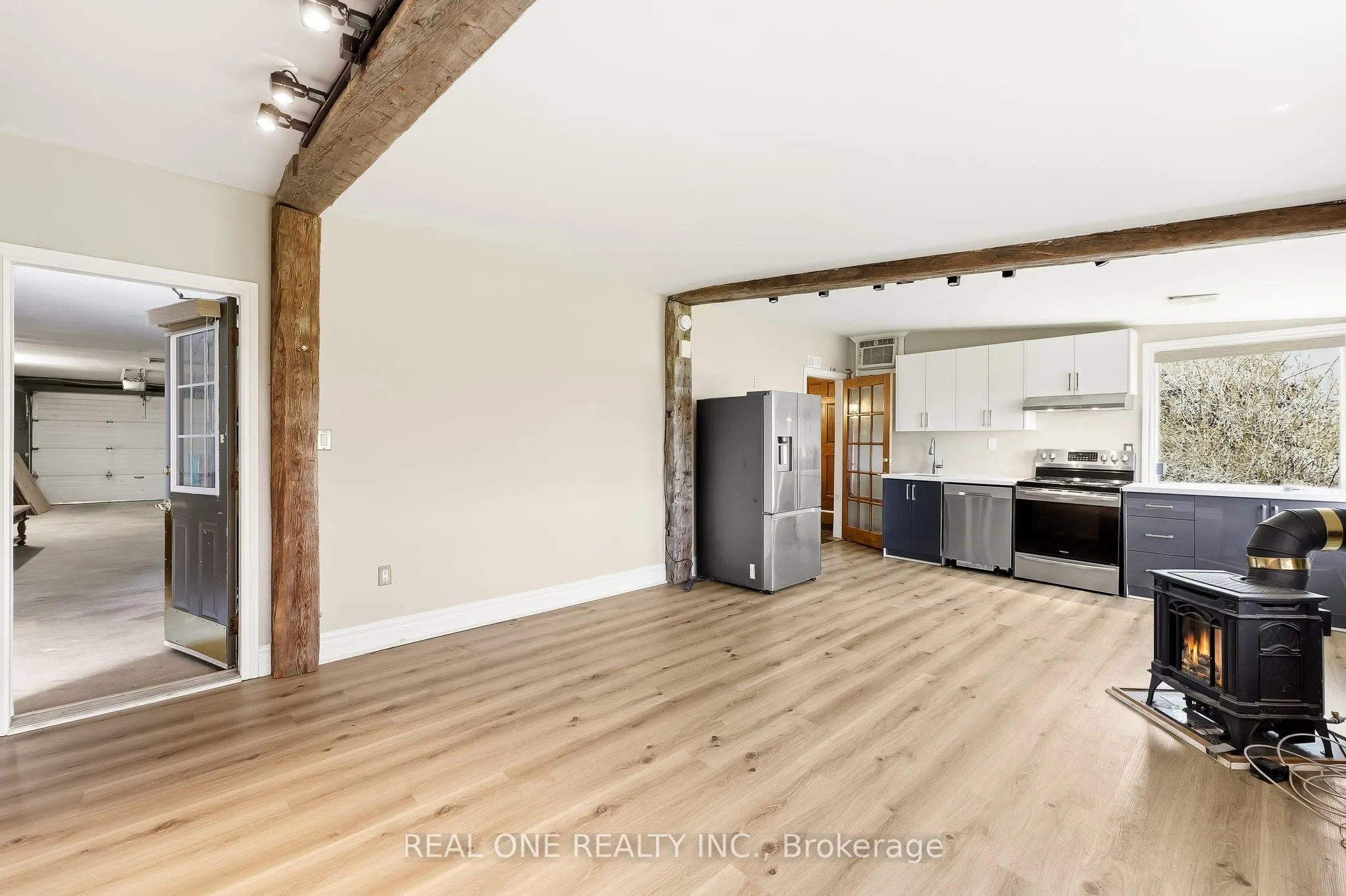 2614 Head Road