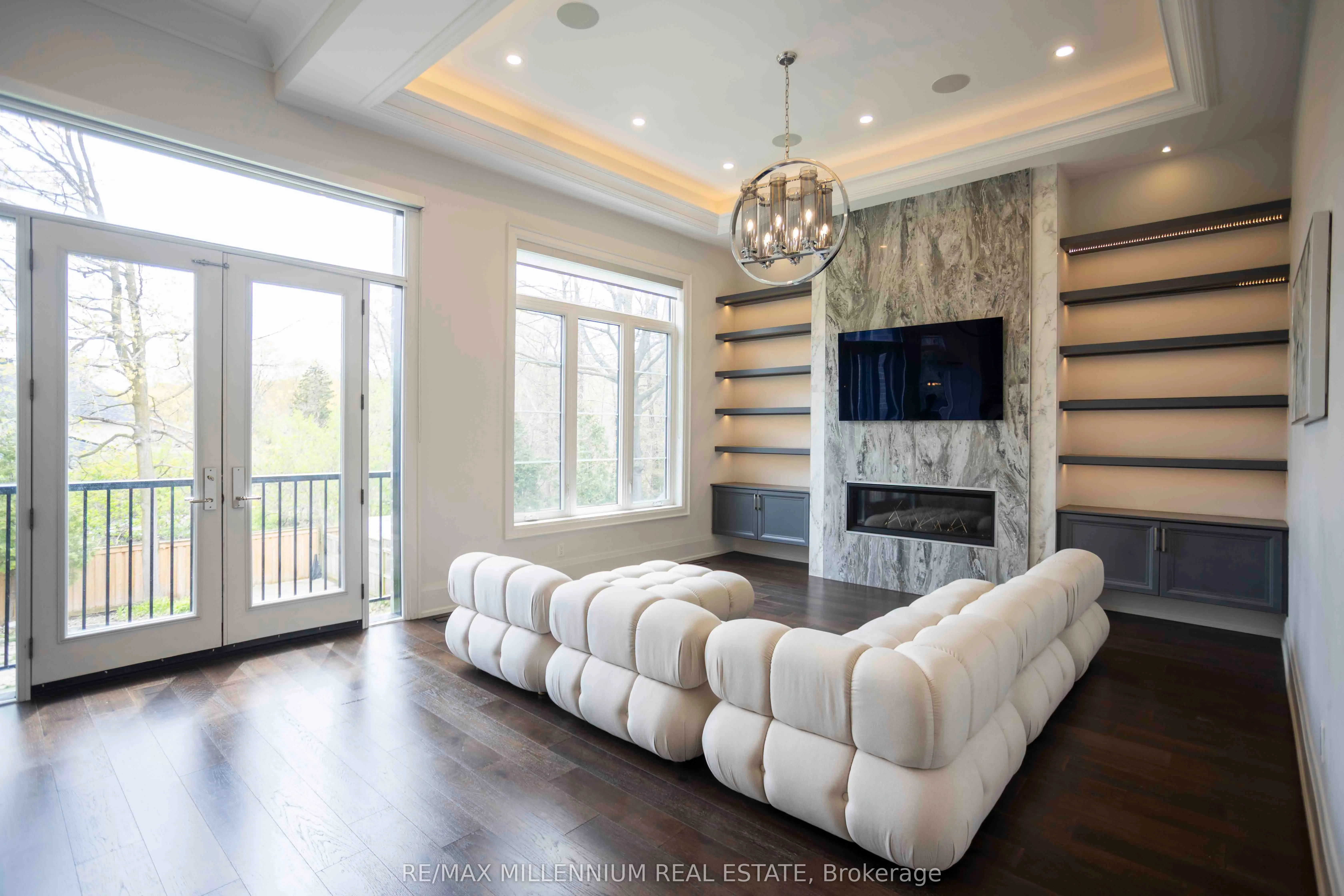 413 Sheppard Avenue