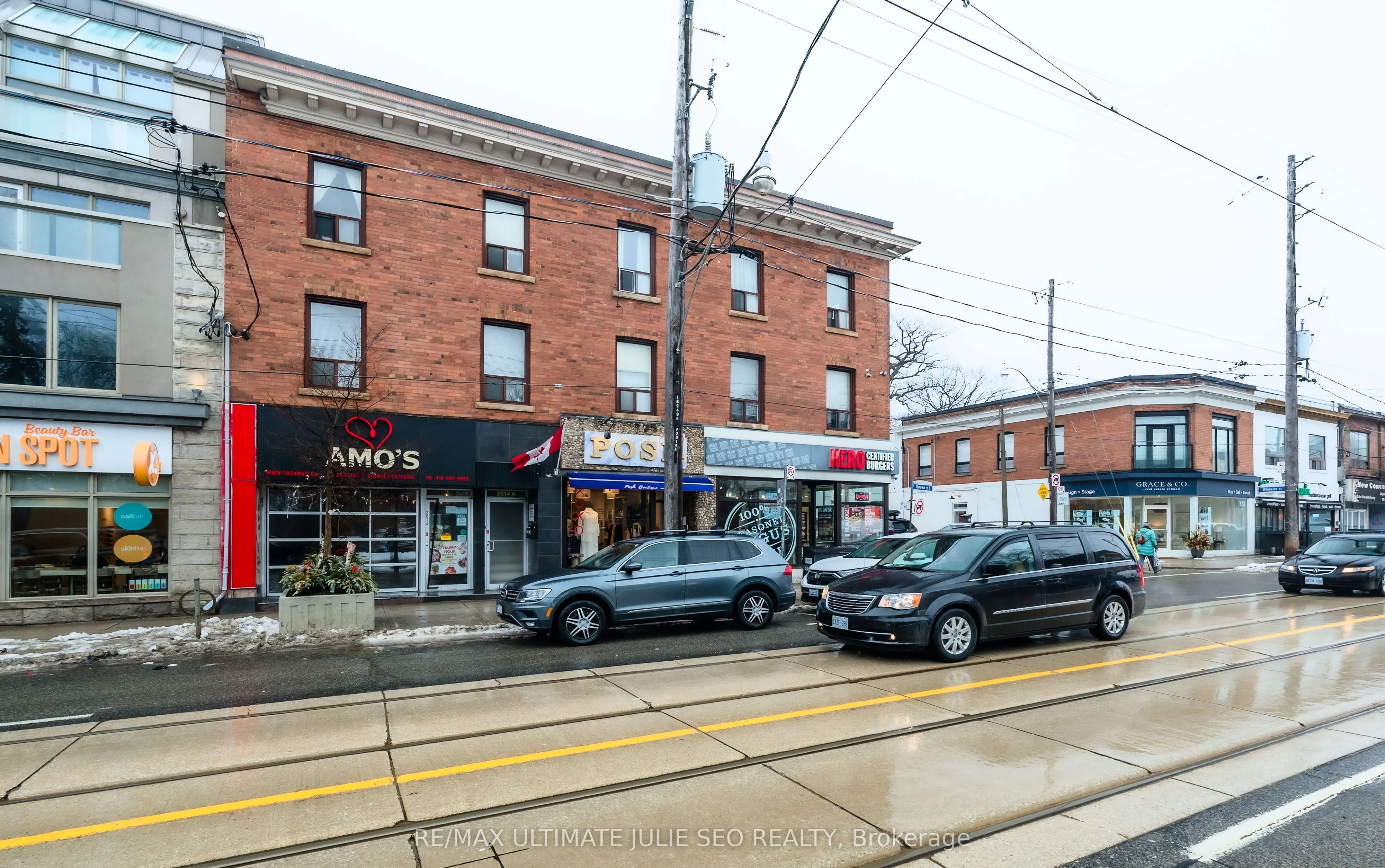 2014 QUEEN Street E