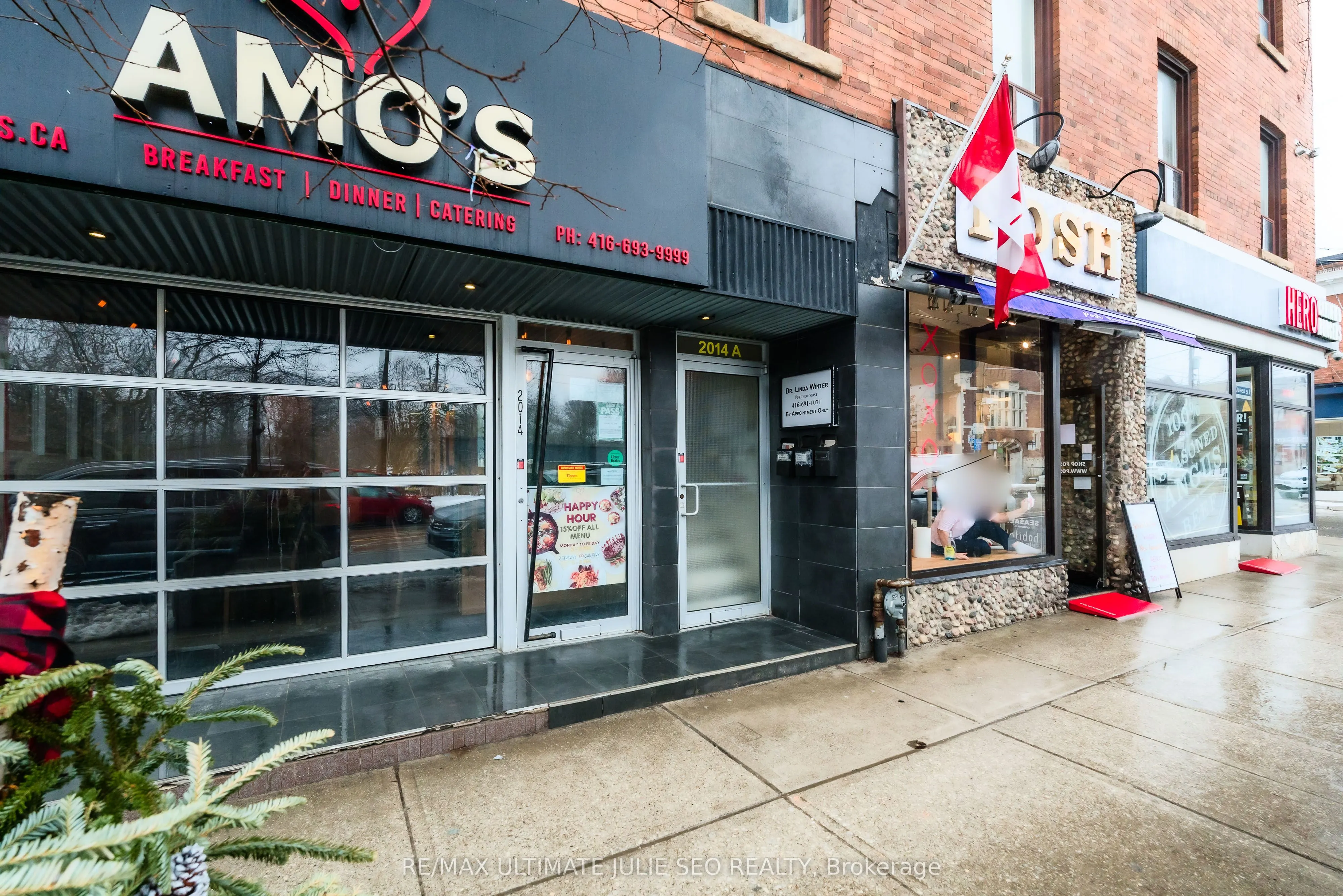 2014 QUEEN Street E