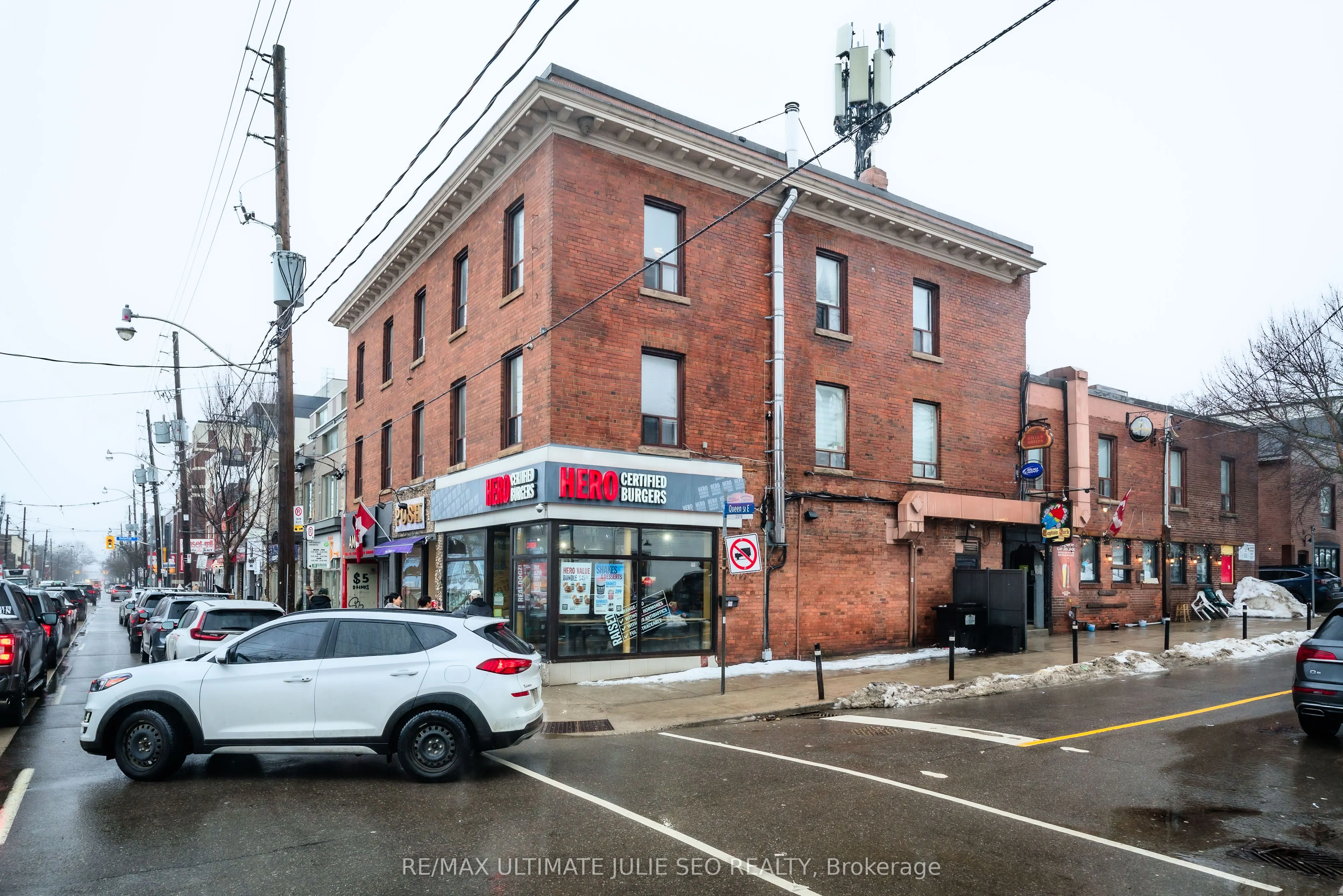 2014 QUEEN Street E