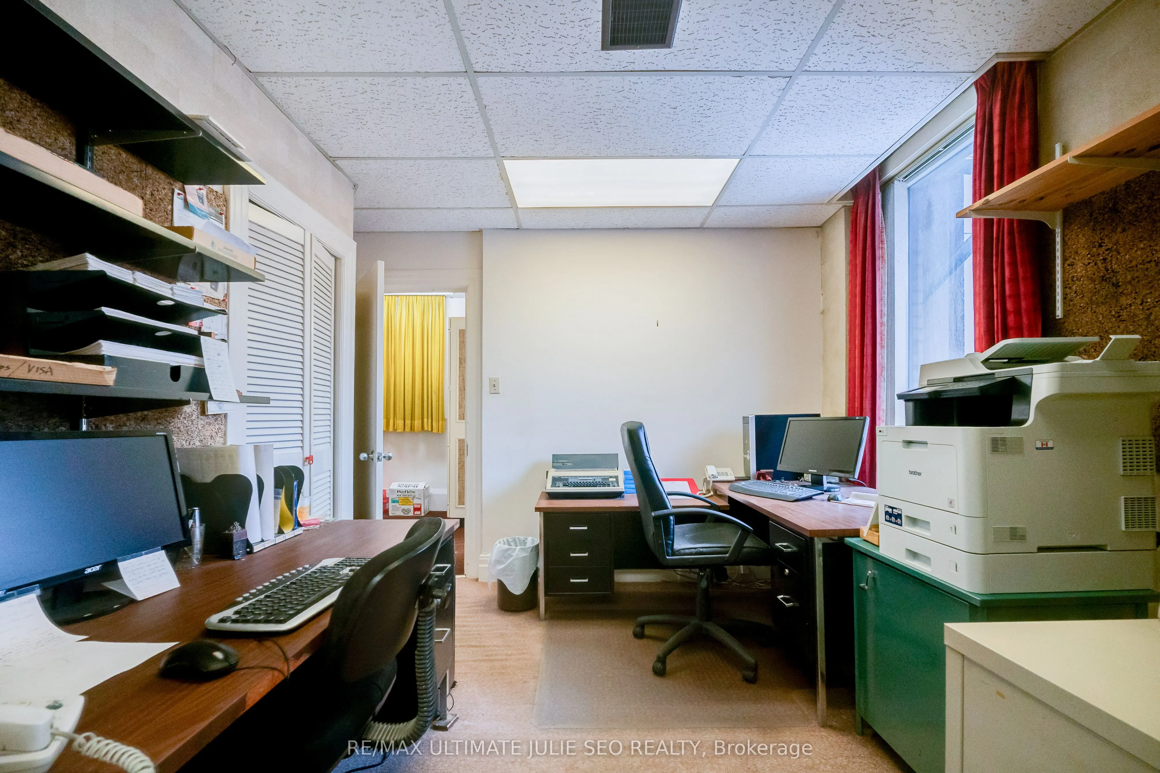 2014 QUEEN Street E