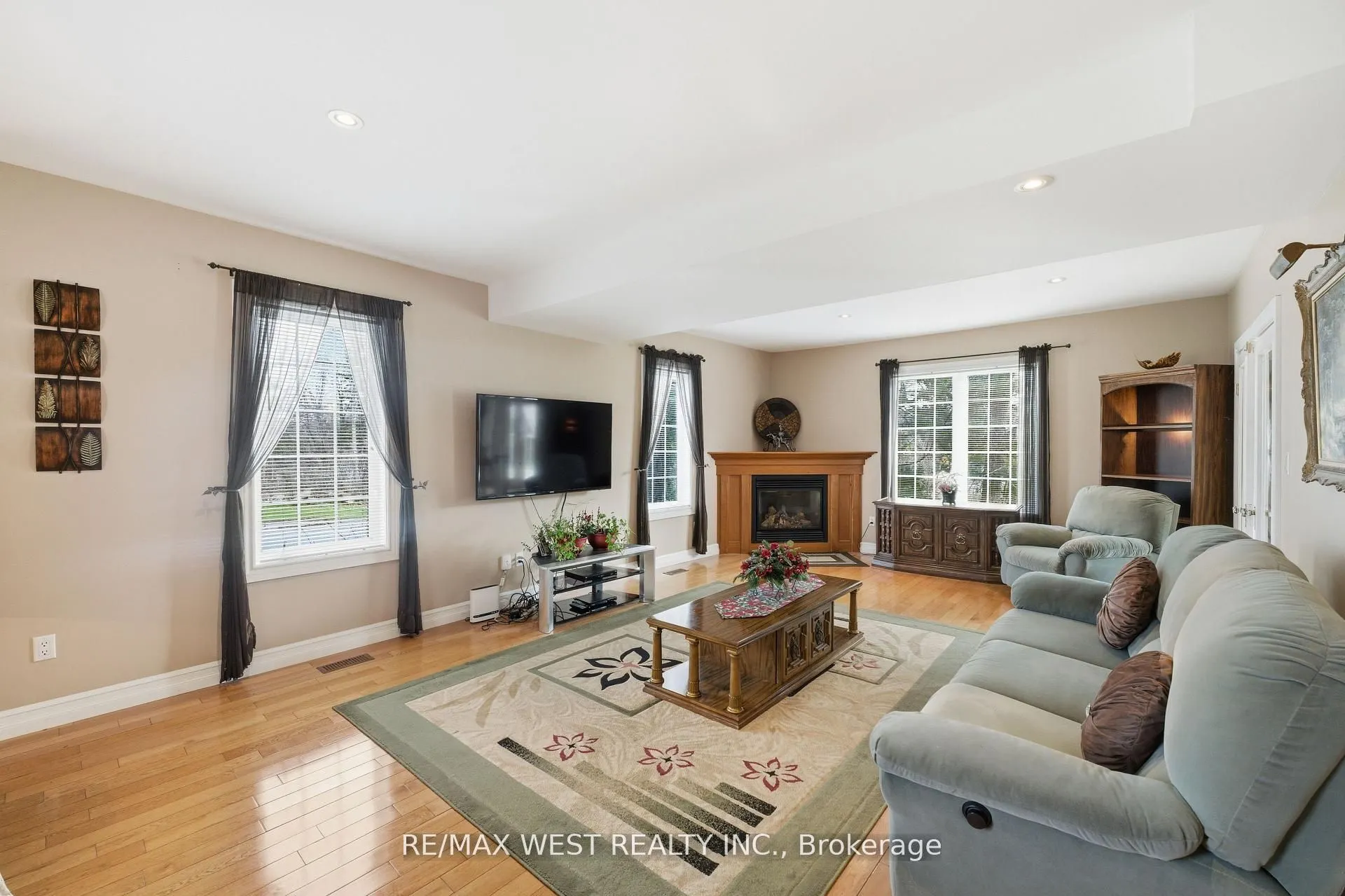 4 Coryell Street