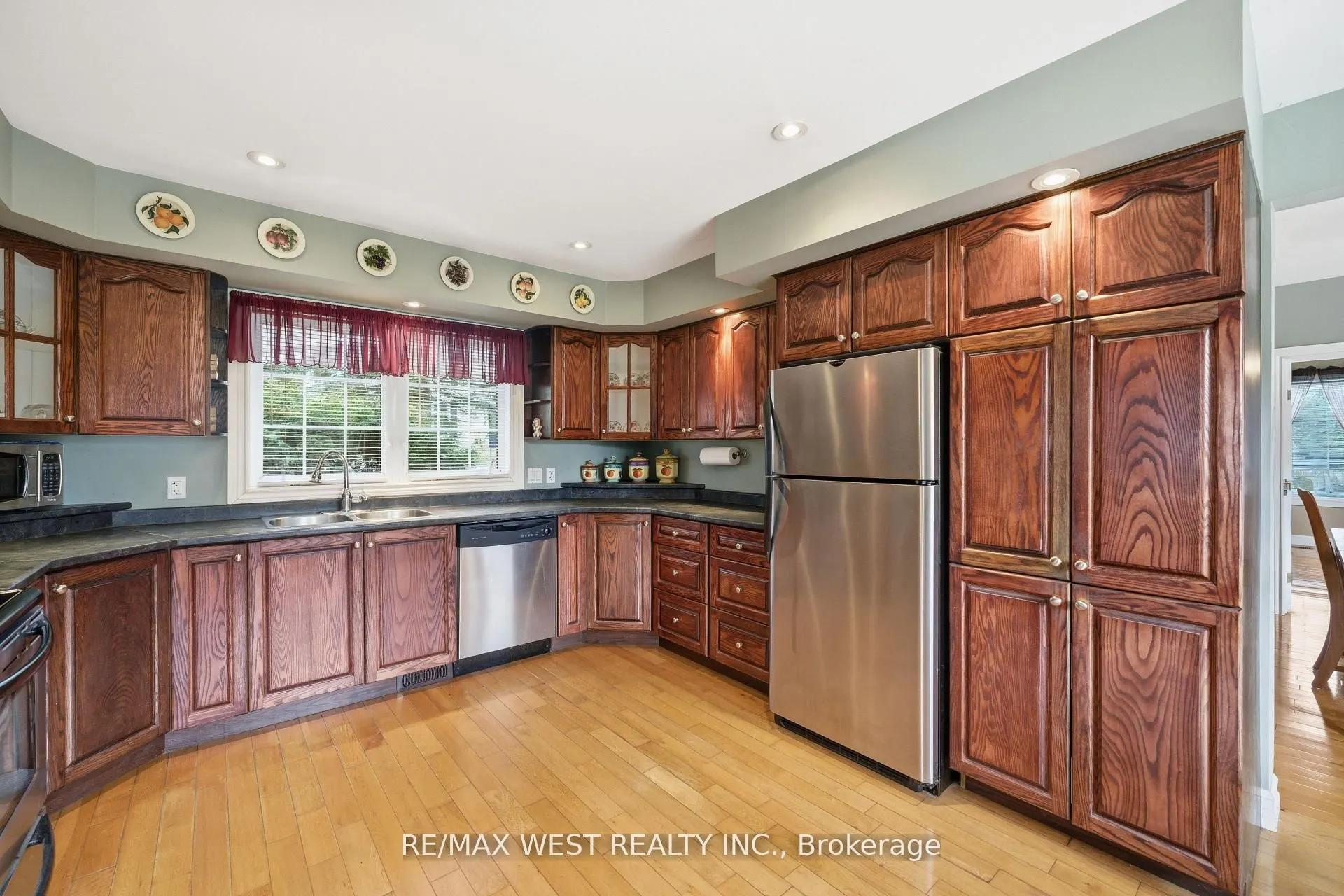 4 Coryell Street