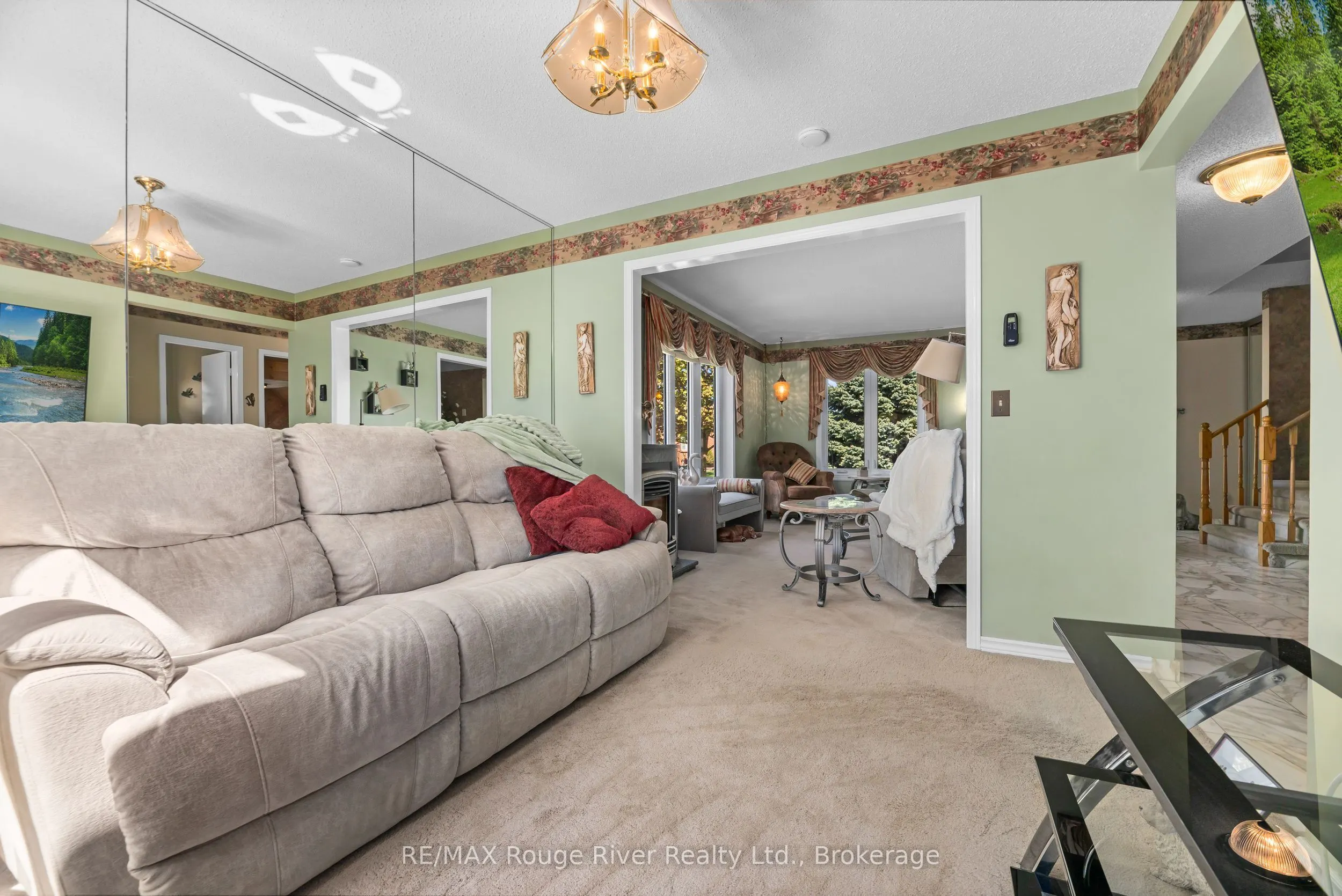 1003 Renaissance Drive