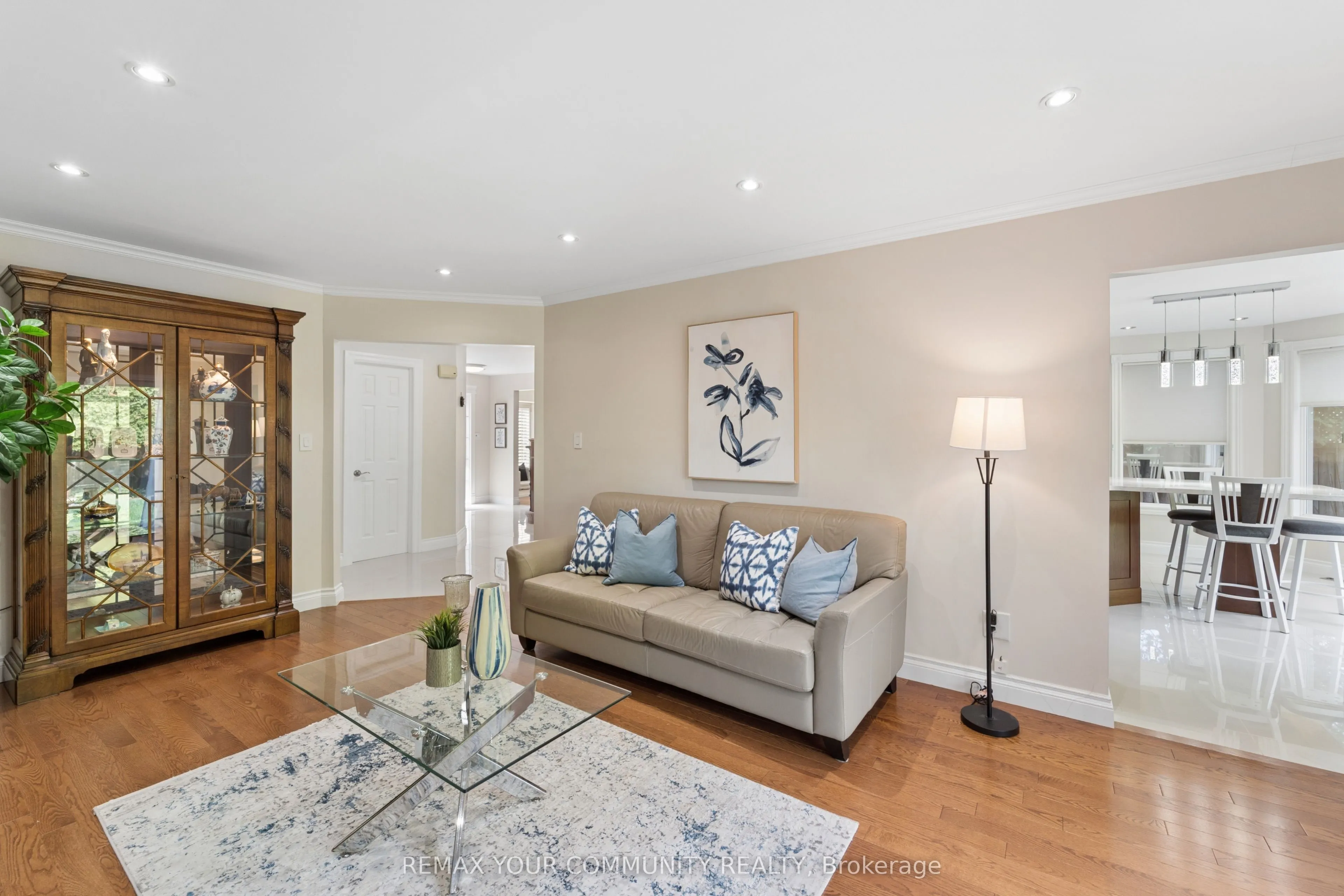 5 Carriage Lane