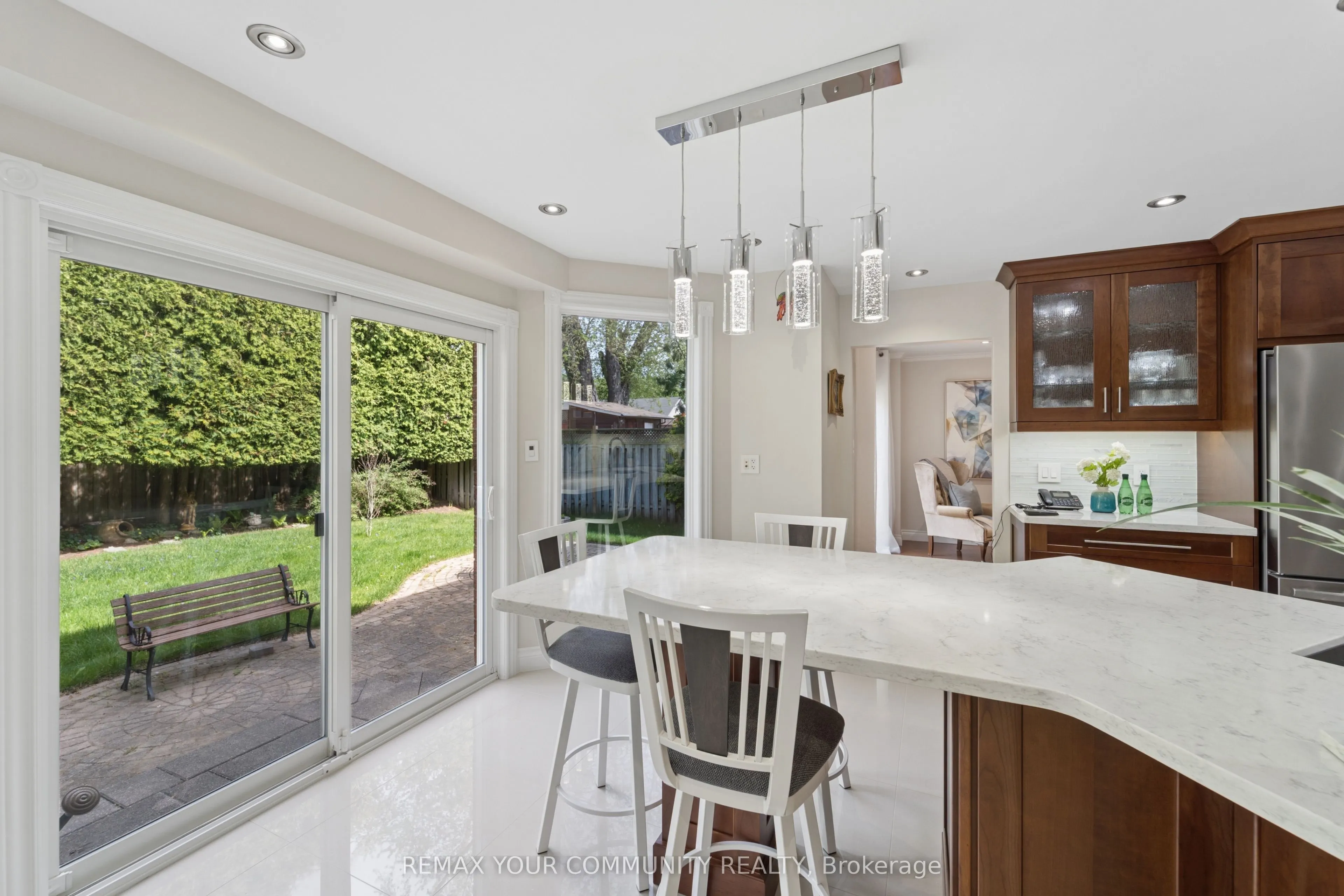 5 Carriage Lane