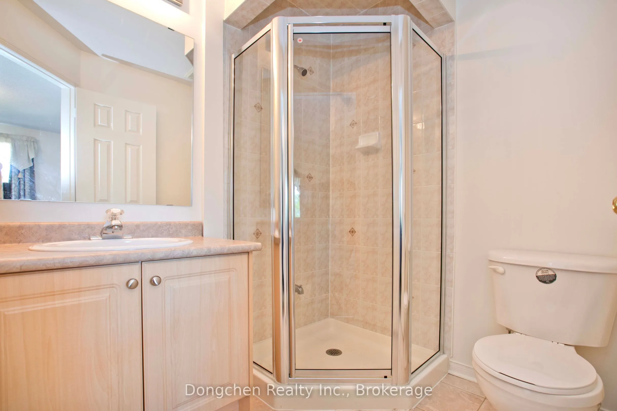 1532 hummingbird Court