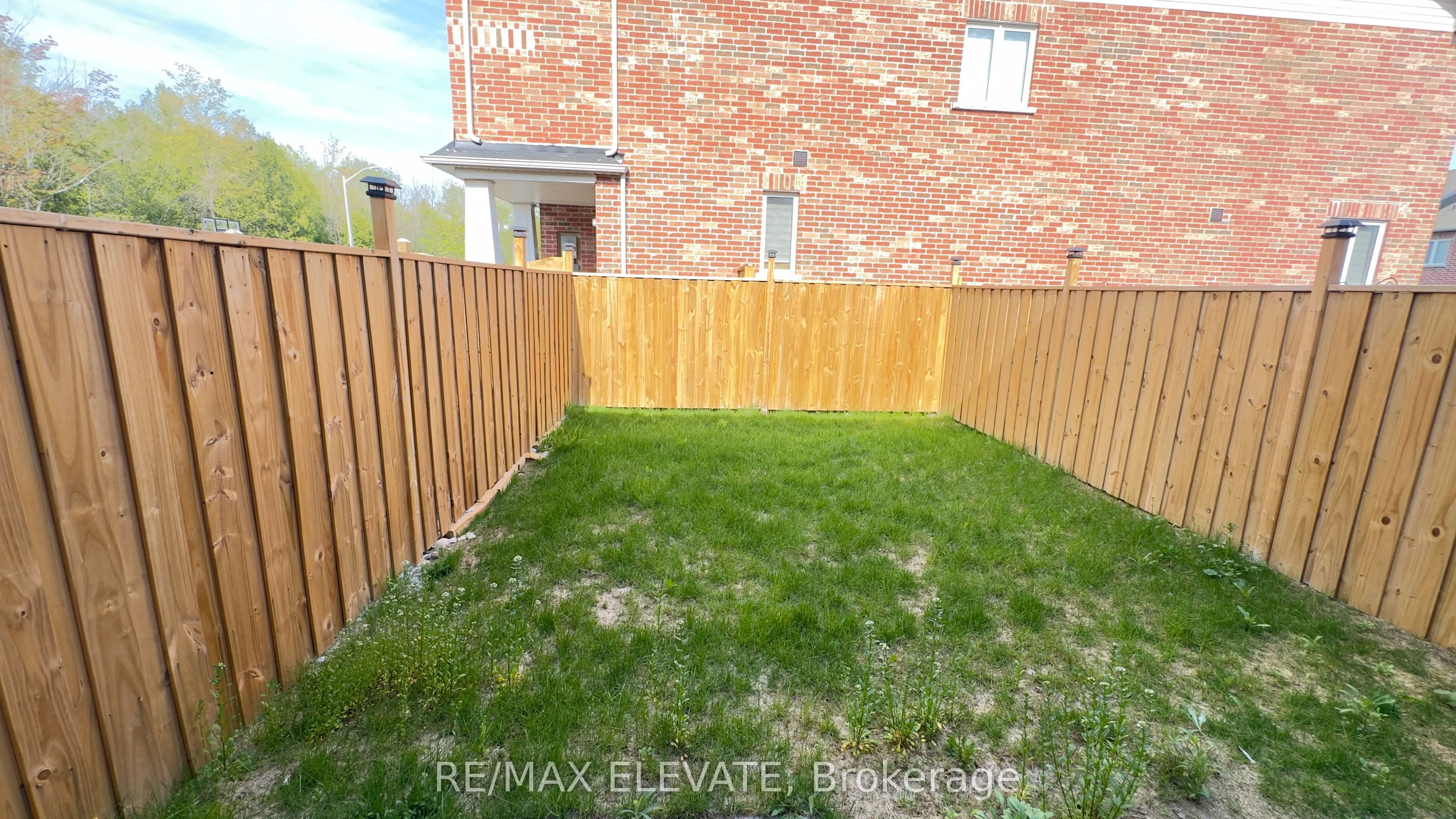 1208 Jim Brewster Circle