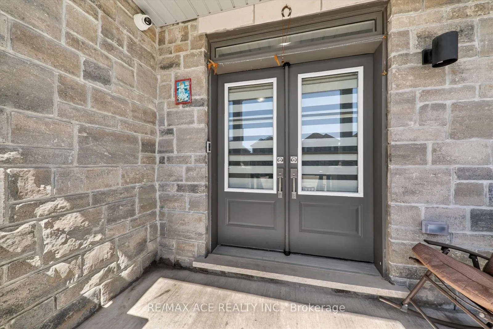 218 Flood Avenue