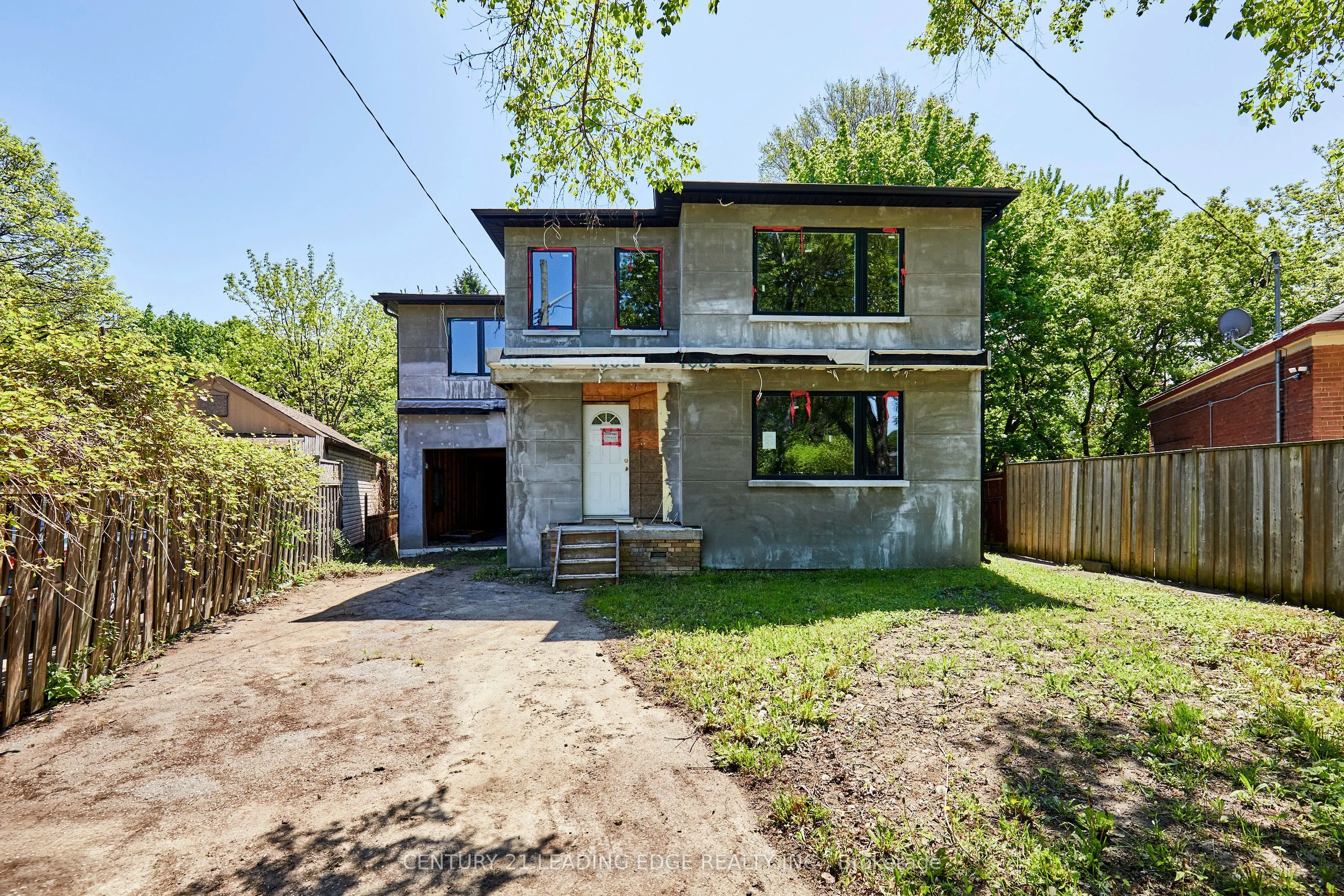 213 Phyllis Avenue