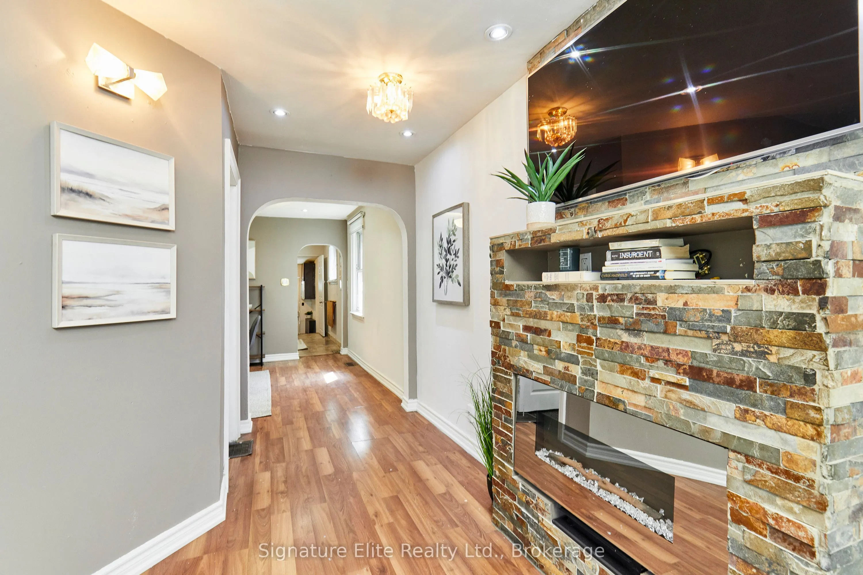 19 Kenworthy Avenue