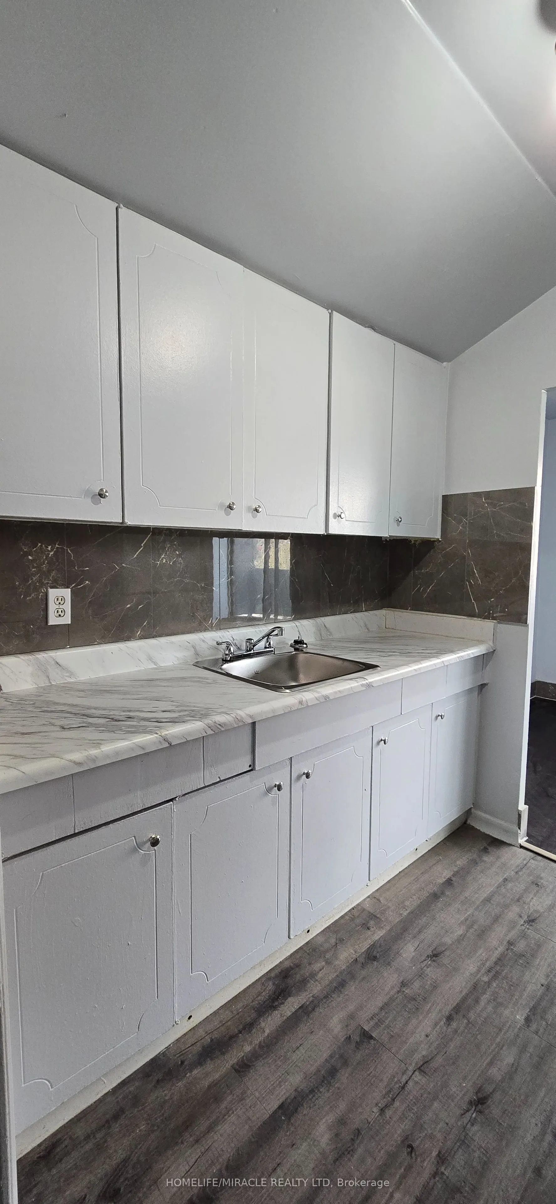 1651 Victoria Pk Avenue #705