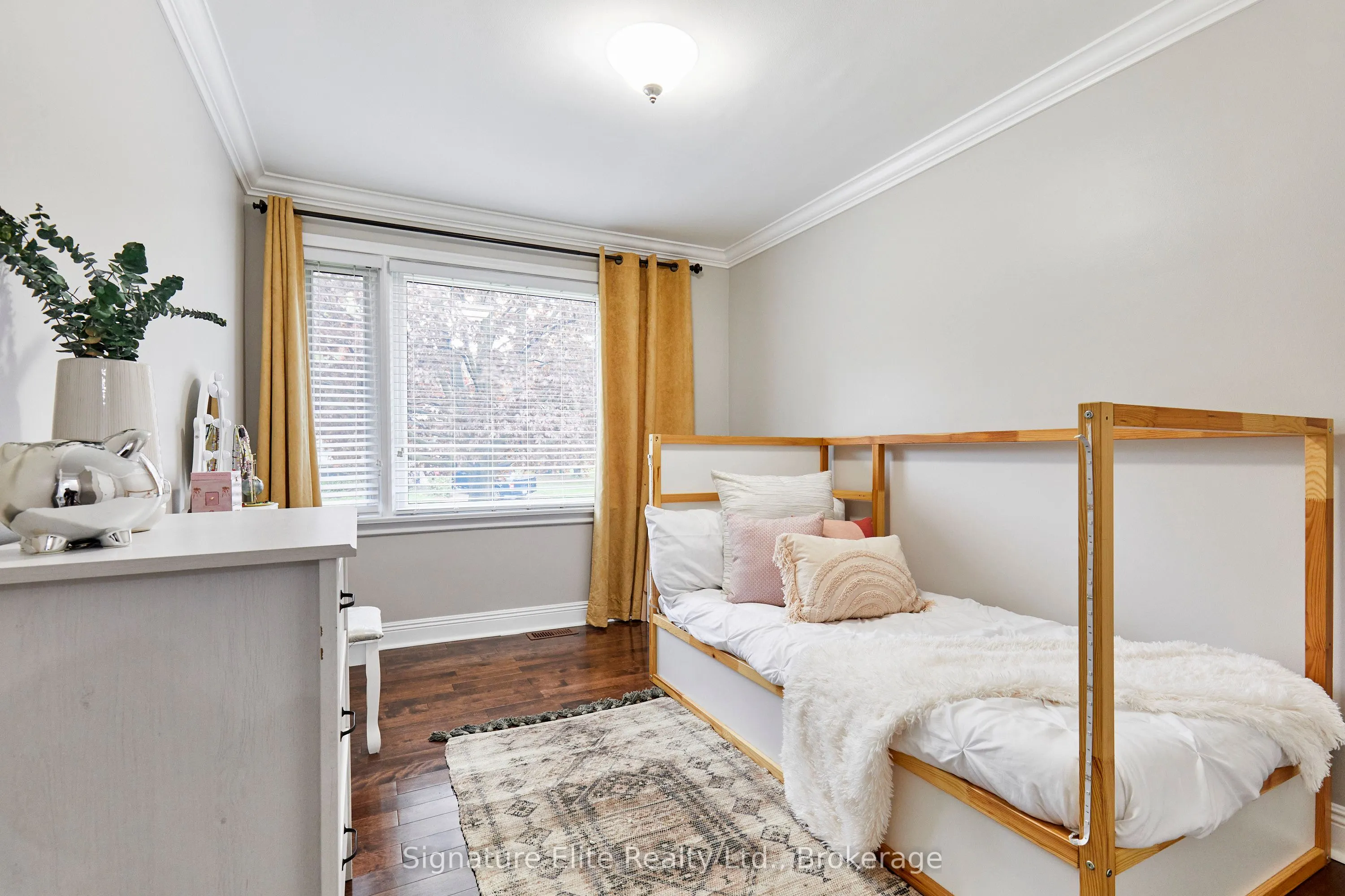3 Kingsmere Crescent
