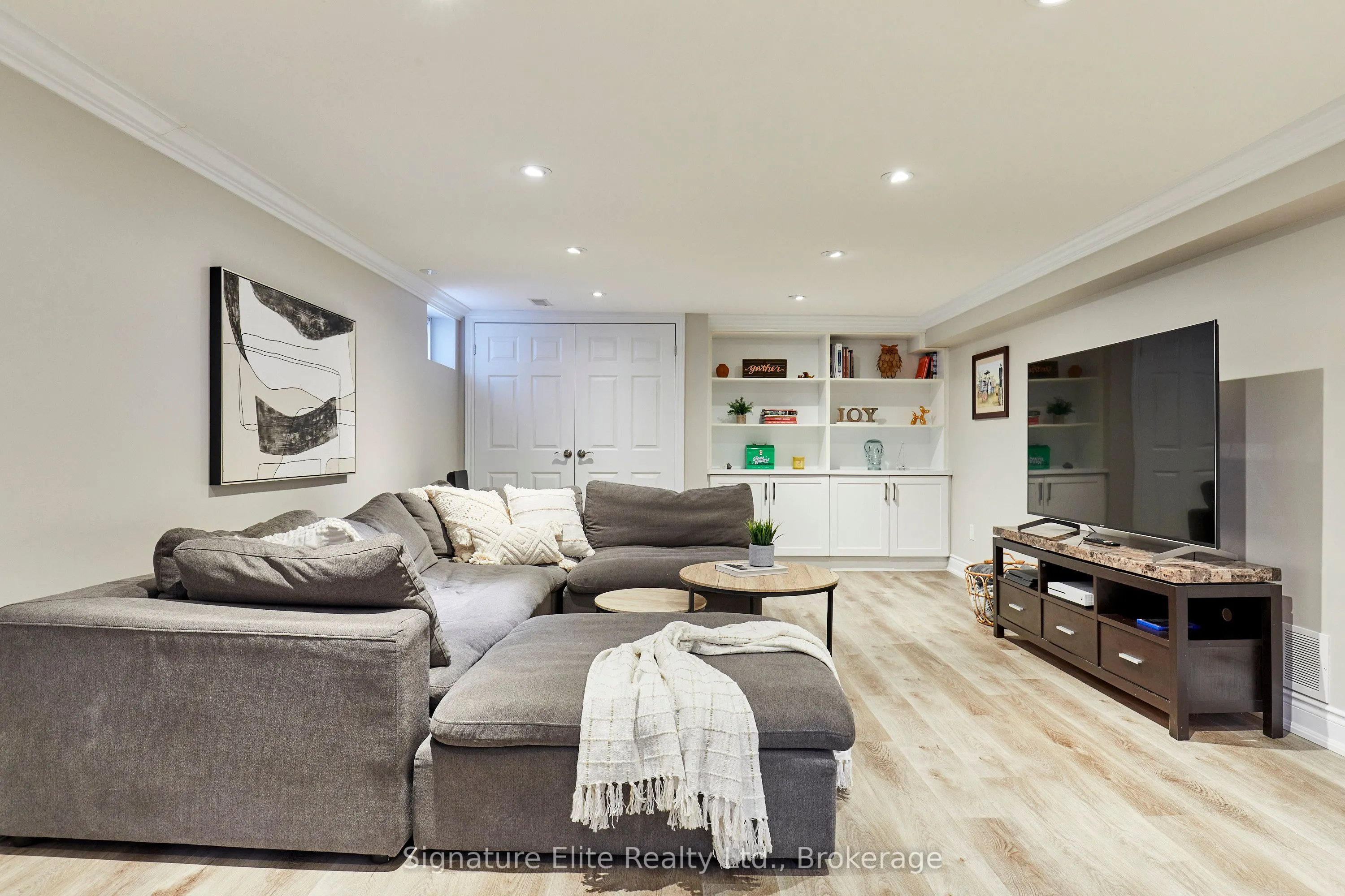 3 Kingsmere Crescent