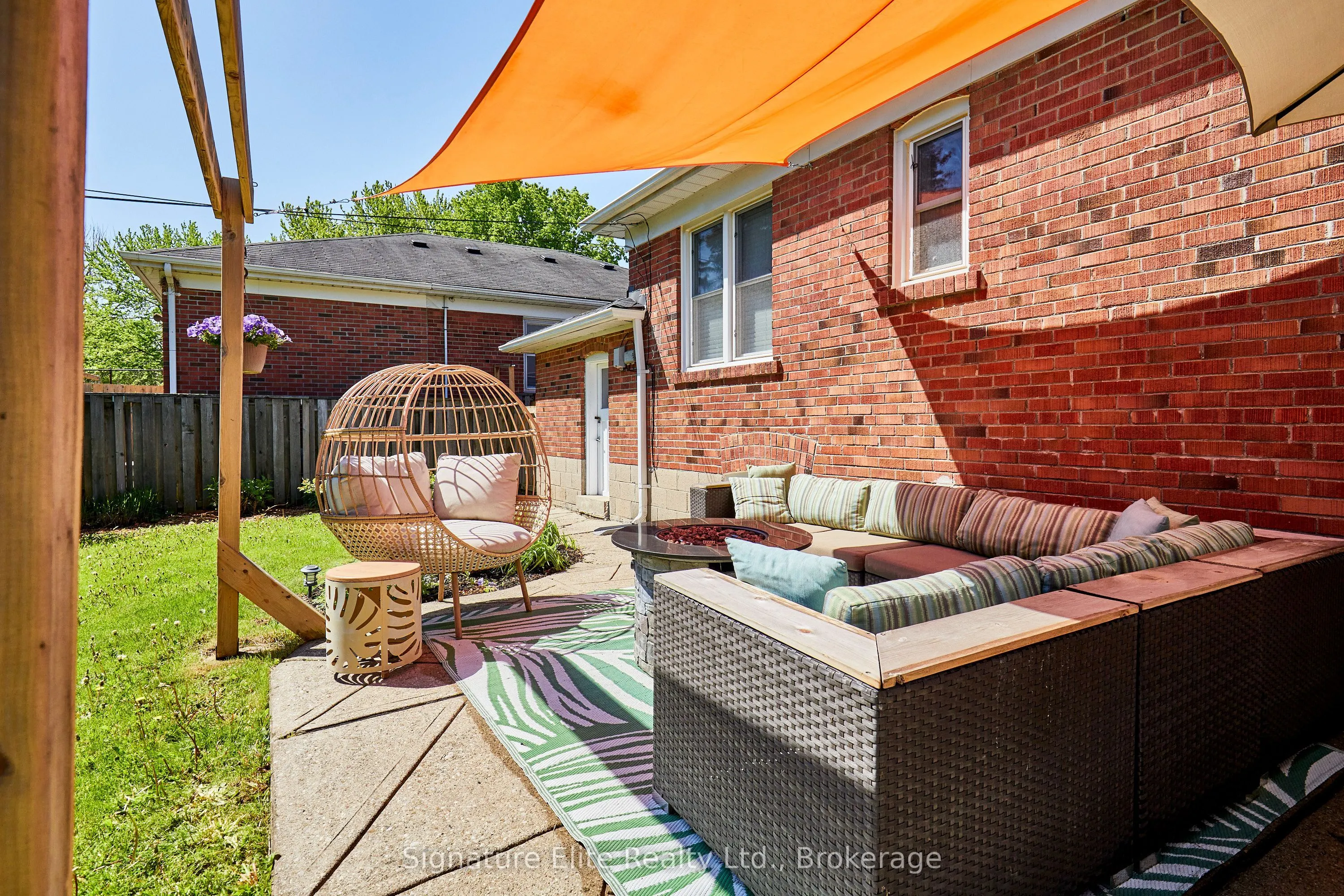 3 Kingsmere Crescent