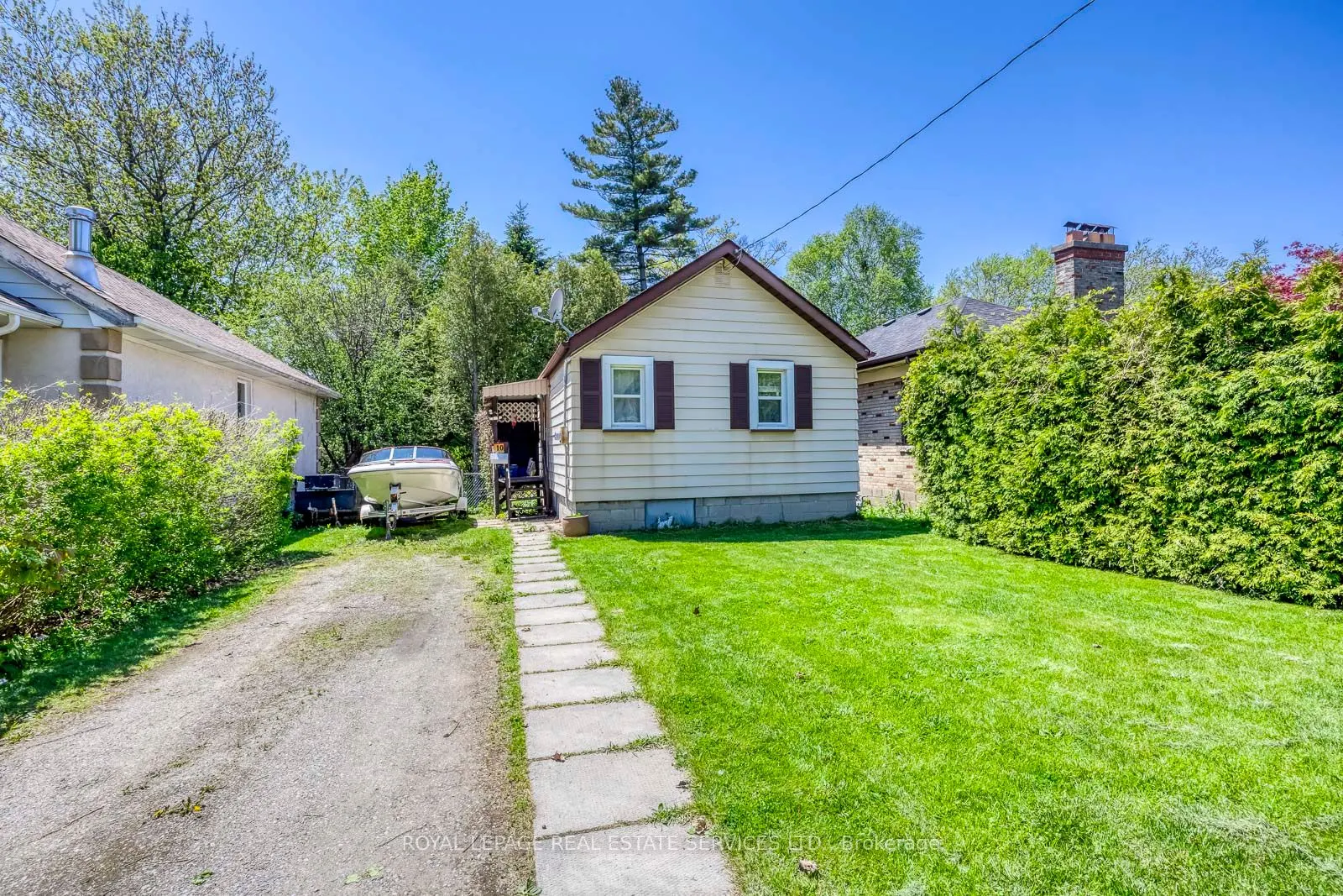 10 Thatcher Avenue