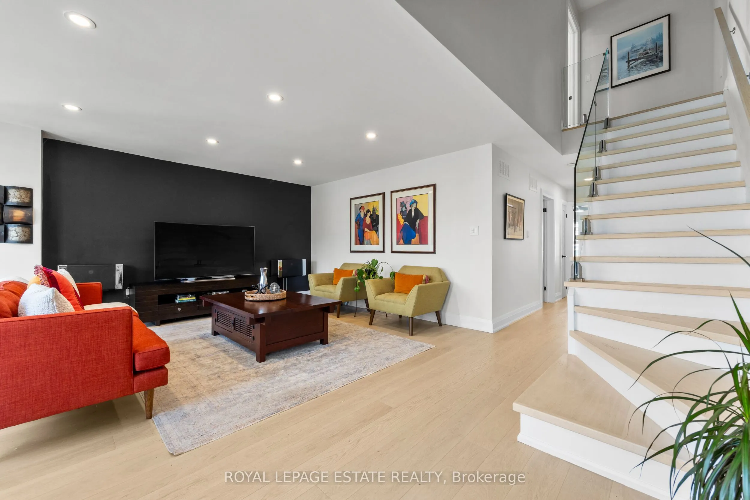 95 Boardwalk Drive