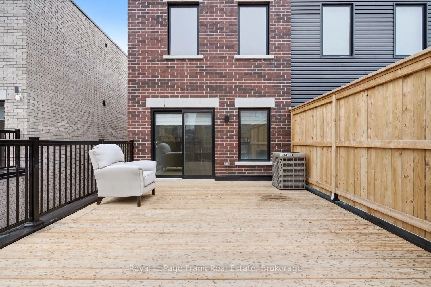 36 Bateson Street
