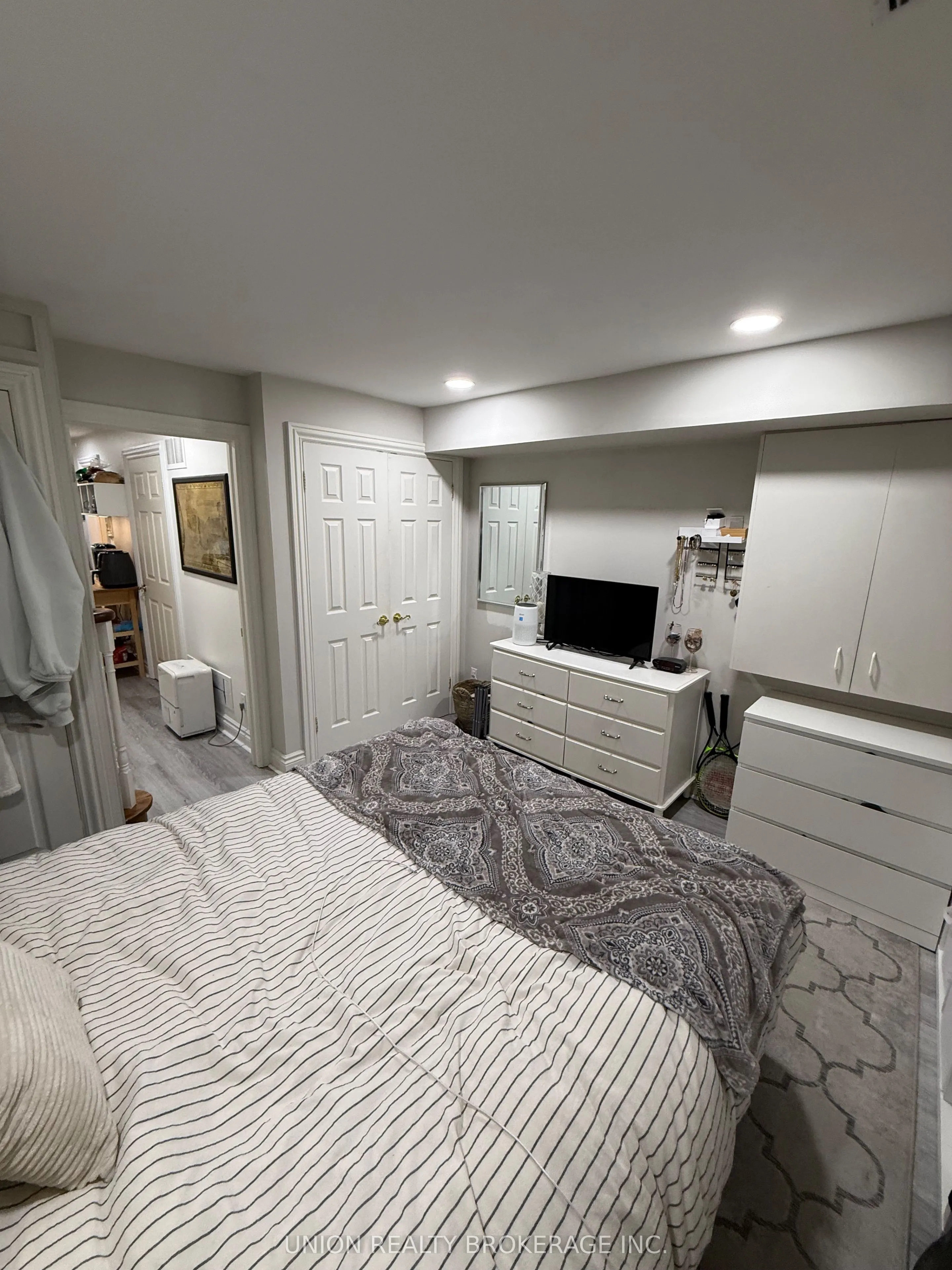 105A Gough Avenue #Lower