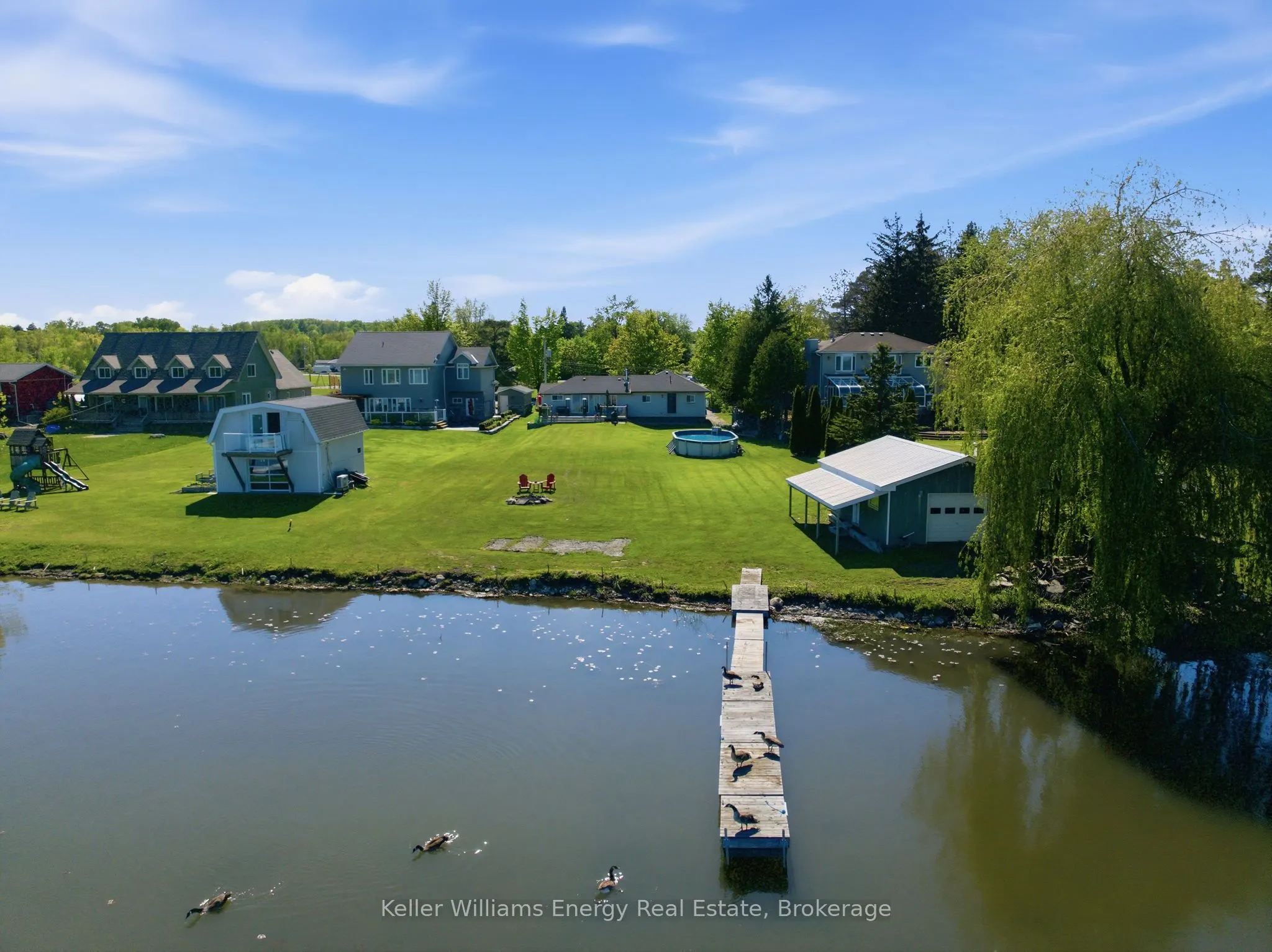 67 Edgewood Crescent