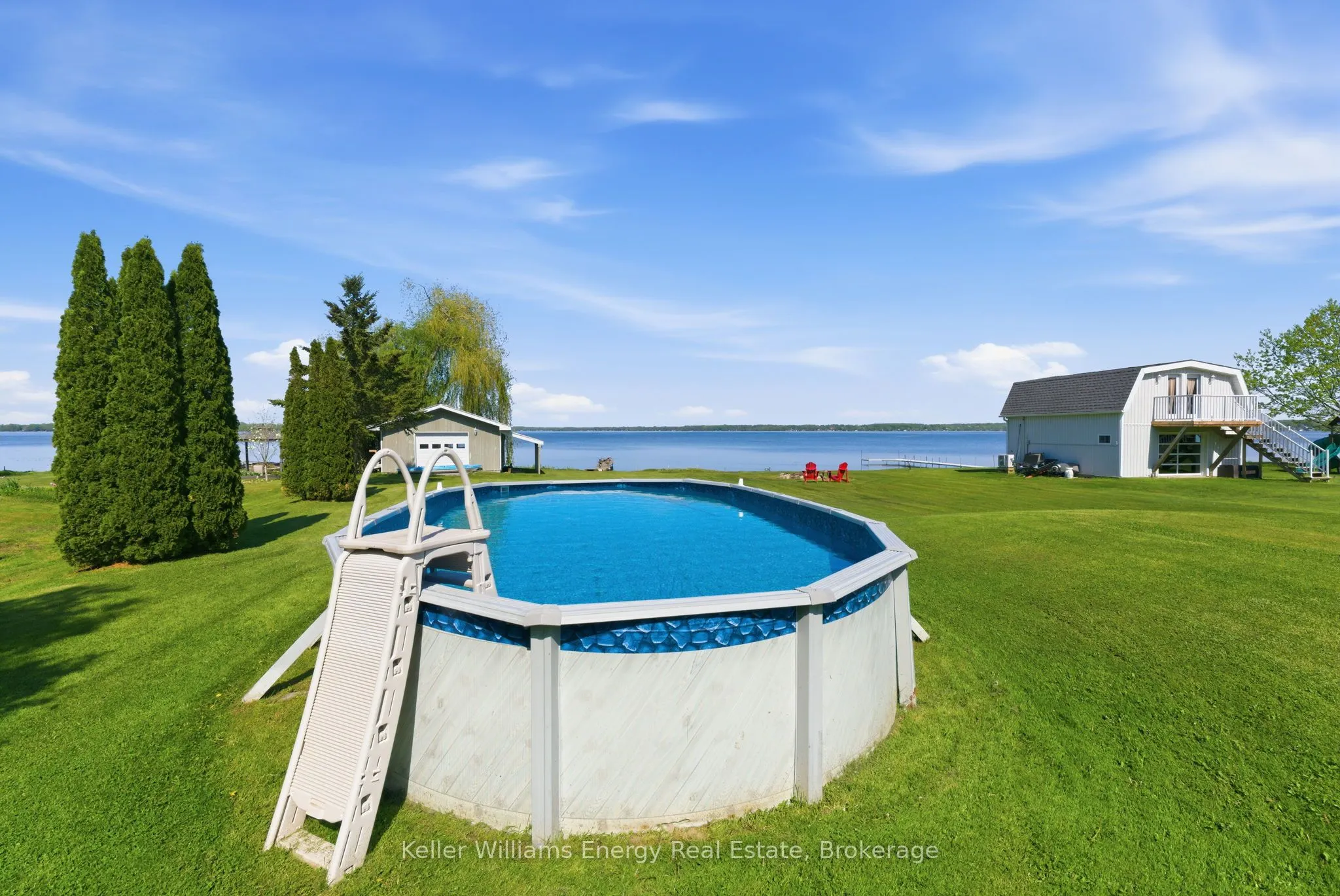 67 Edgewood Crescent