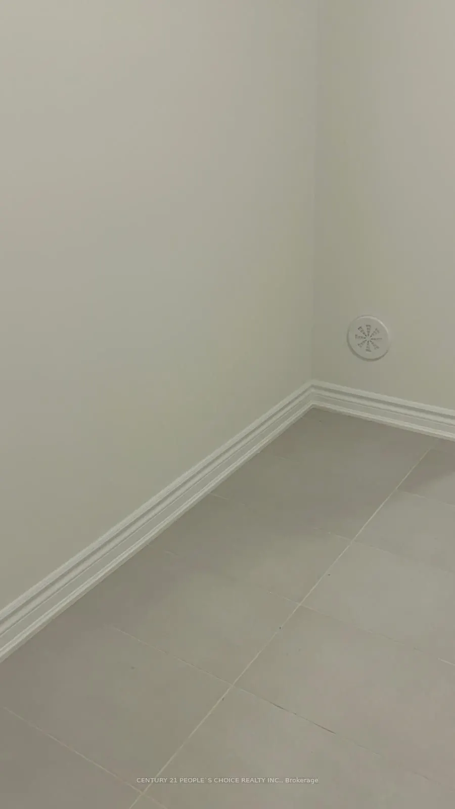 3361 Thunderbird Promenade E