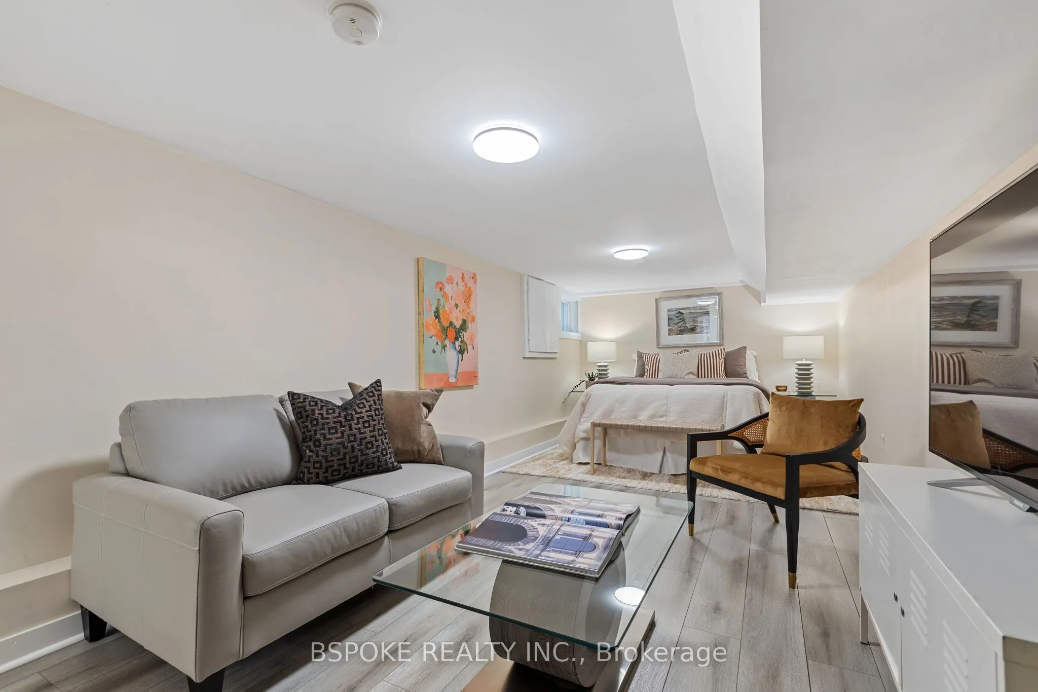 75 Laing Street