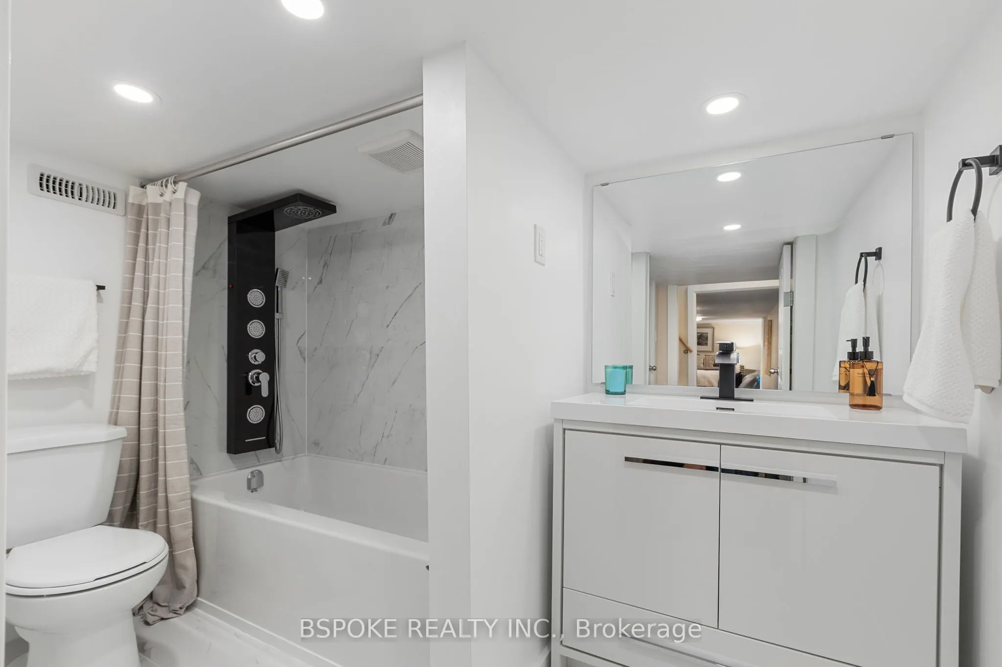 75 Laing Street