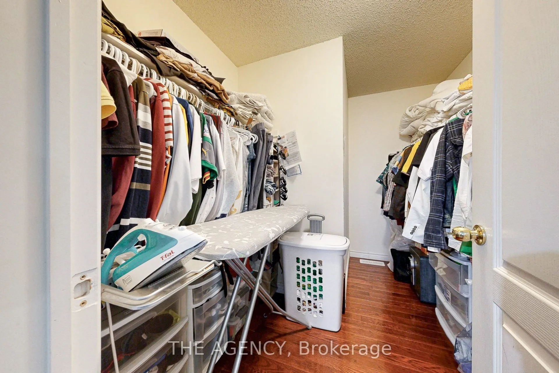 31 Seward Crescent