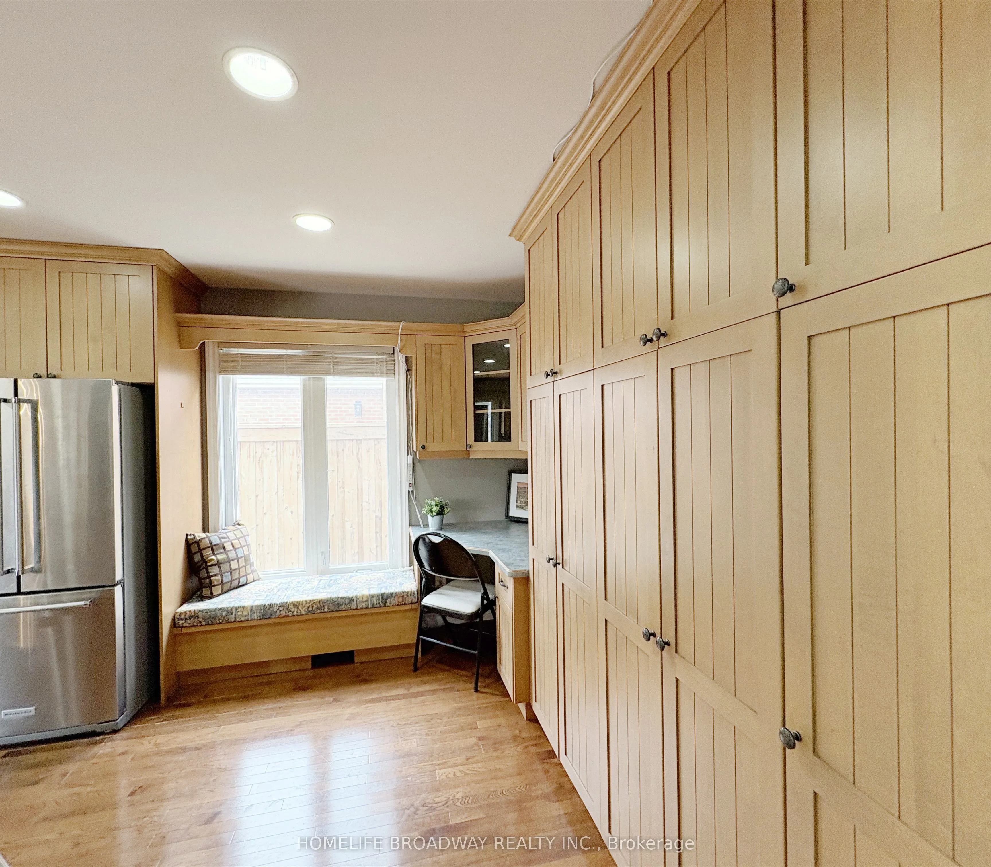 50 Fallingbrook Street