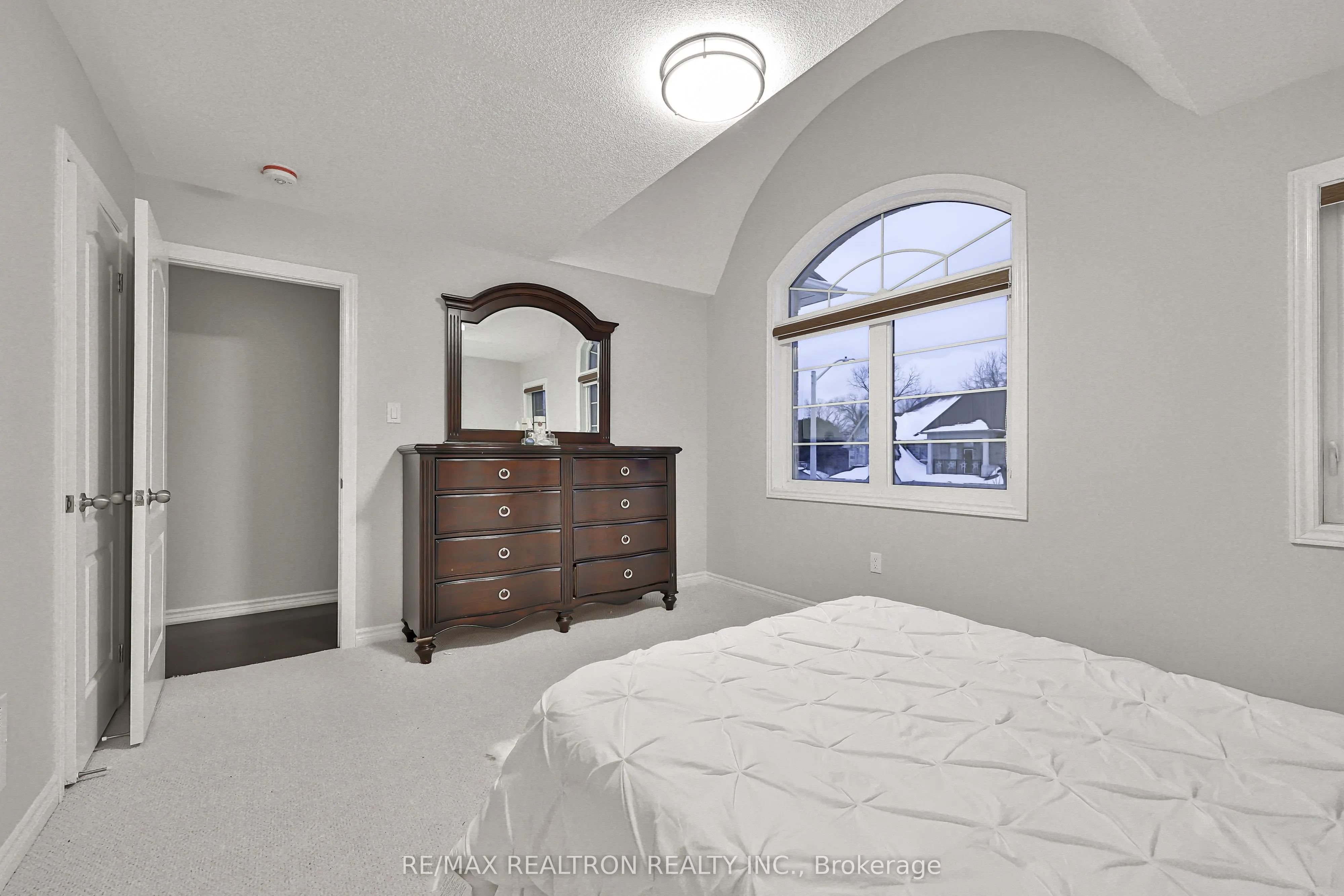 30 Terry Crescent
