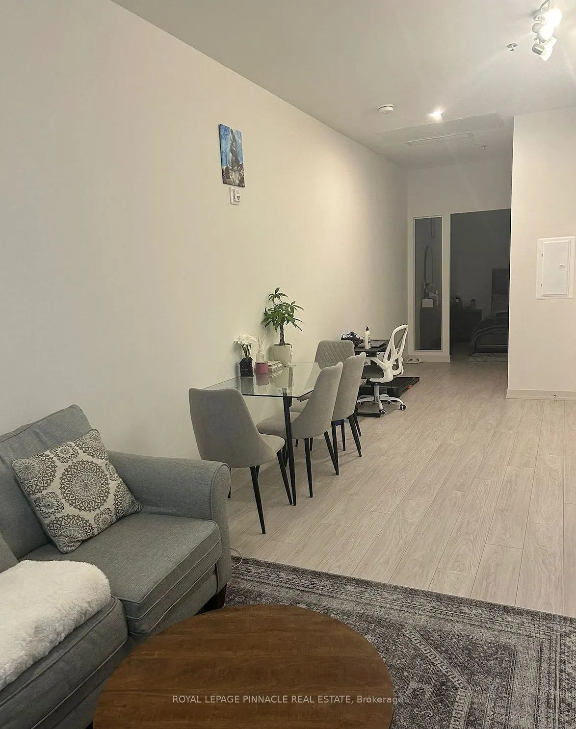 90 Glen Everest Road #111