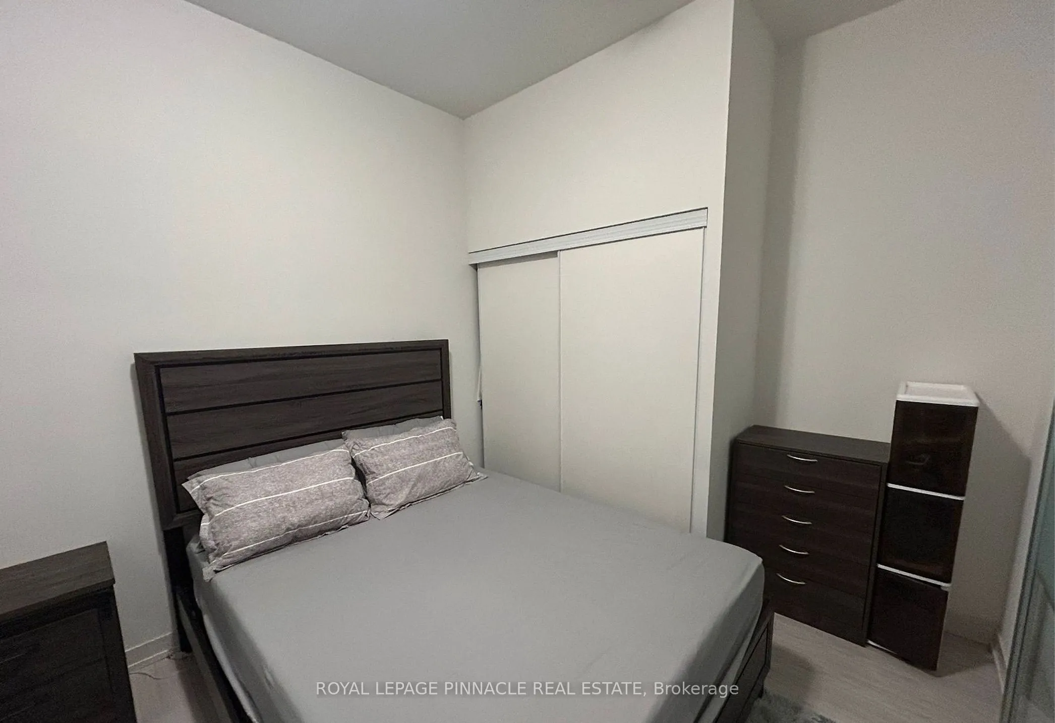 90 Glen Everest Road #111