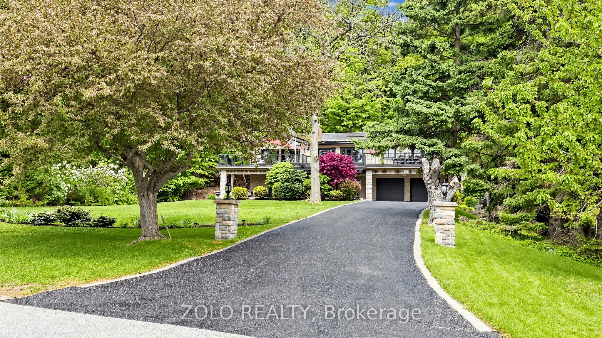 41 Meadowcliffe Drive