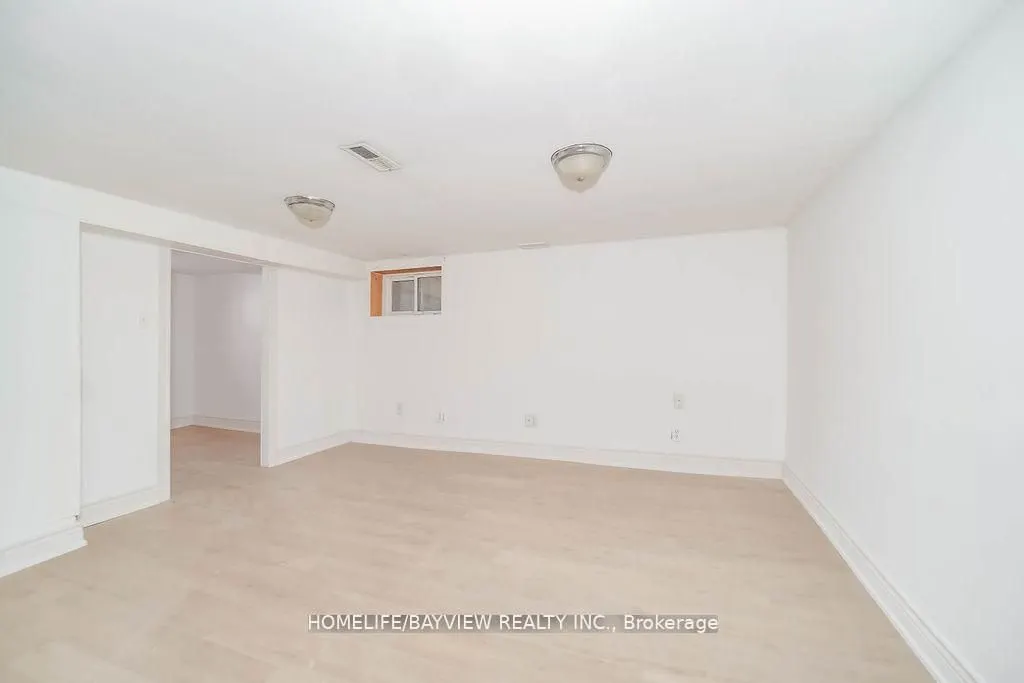 187 Park Road S