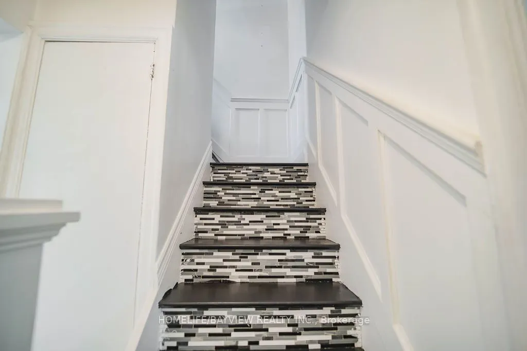 187 Park Road S