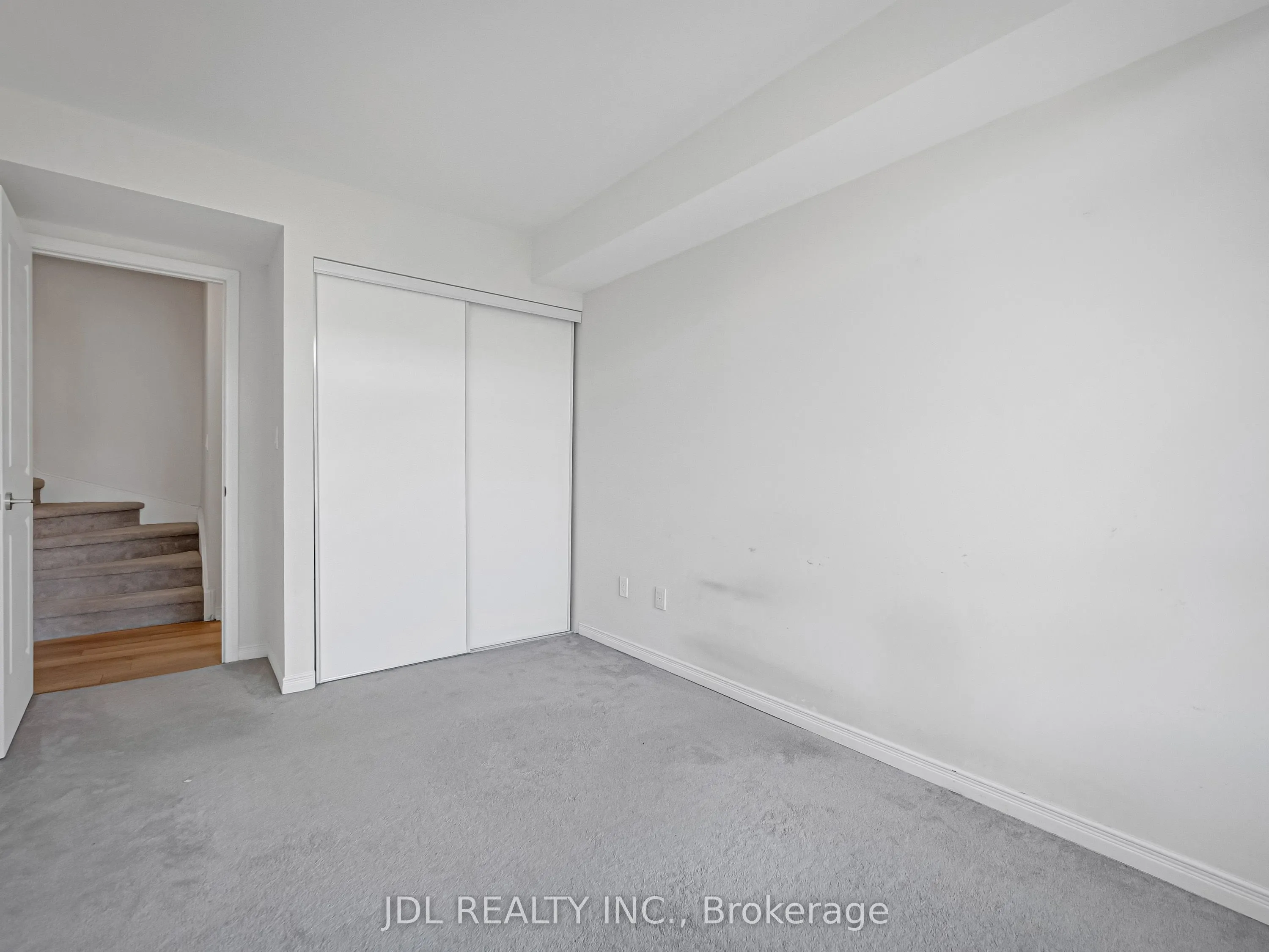 90 Orchid Place Drive #307