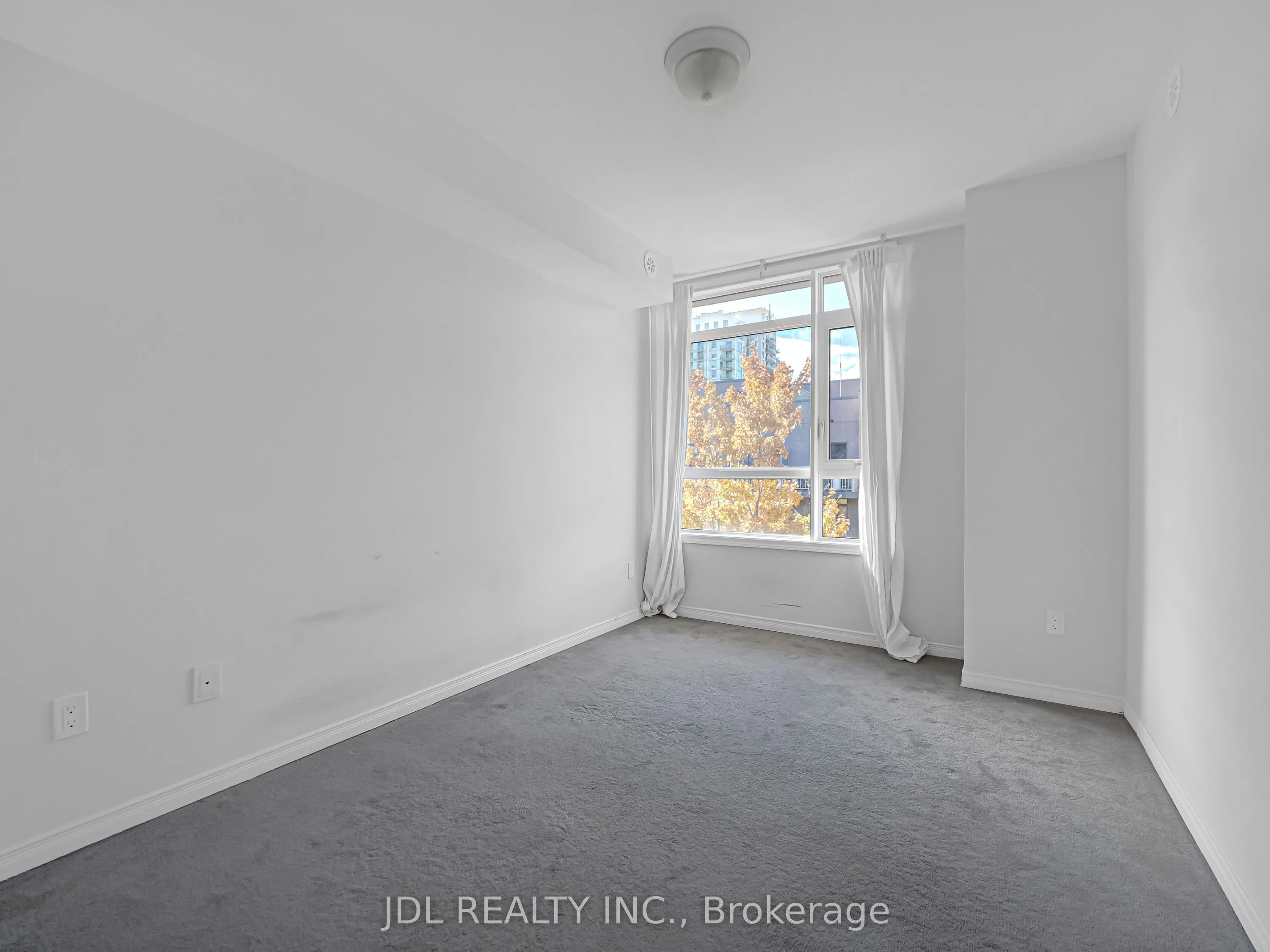 90 Orchid Place Drive #307