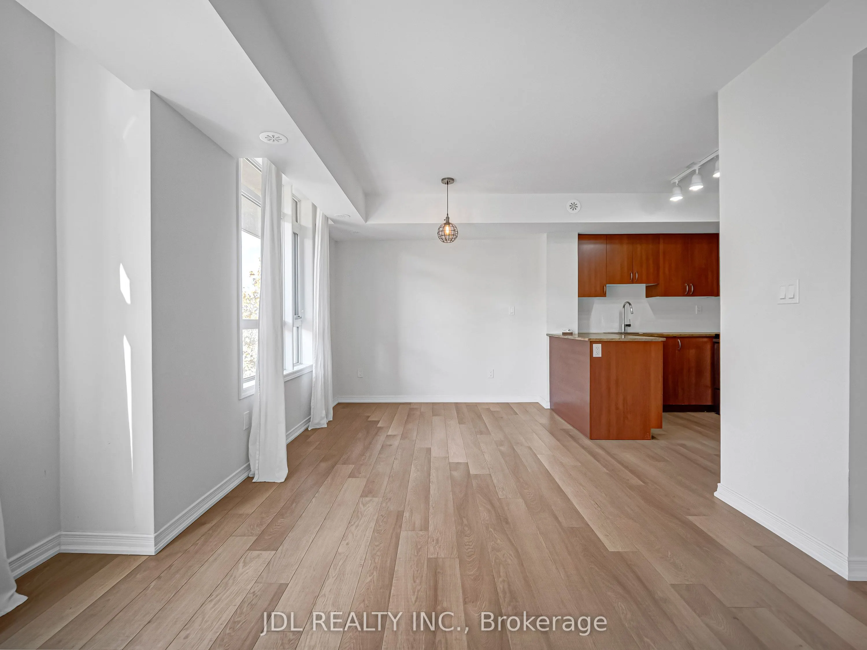 90 Orchid Place Drive #307