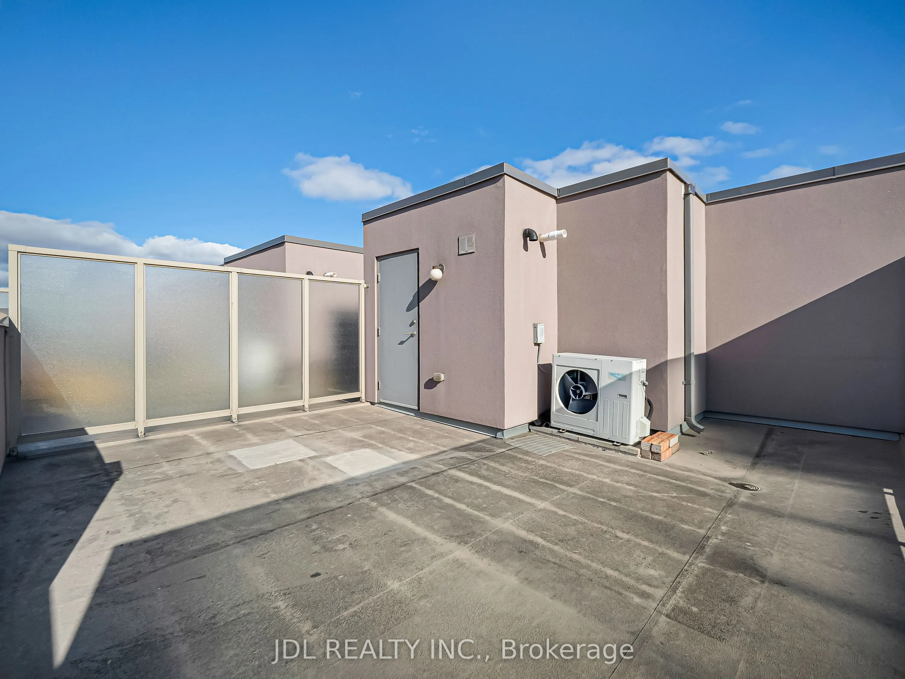 90 Orchid Place Drive #307