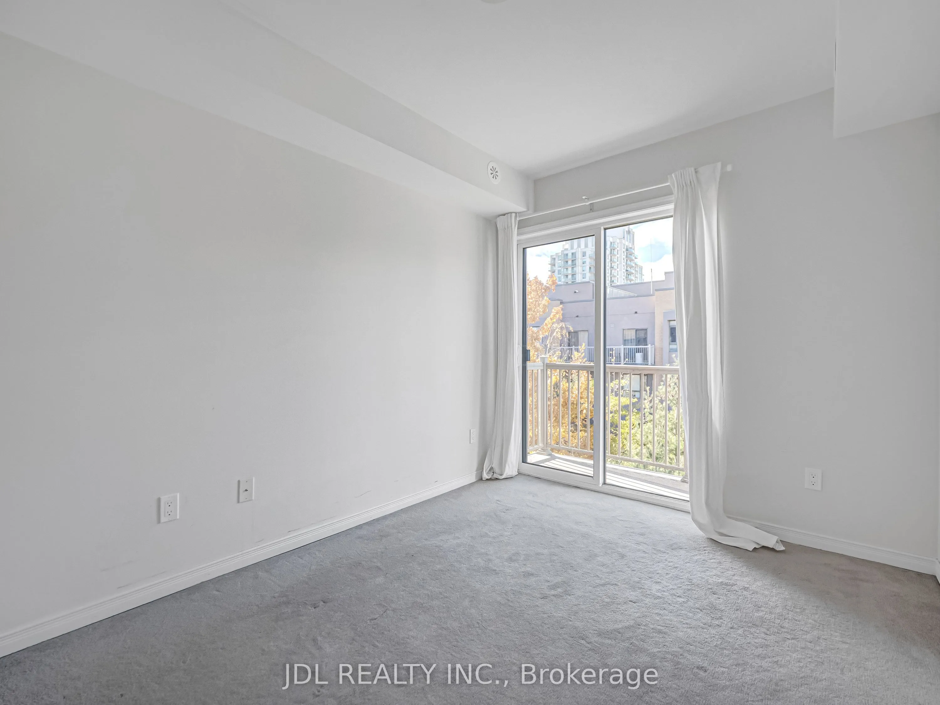 90 Orchid Place Drive #307